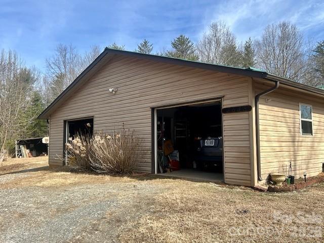 3645 Blue Door School Road — Lenoir
