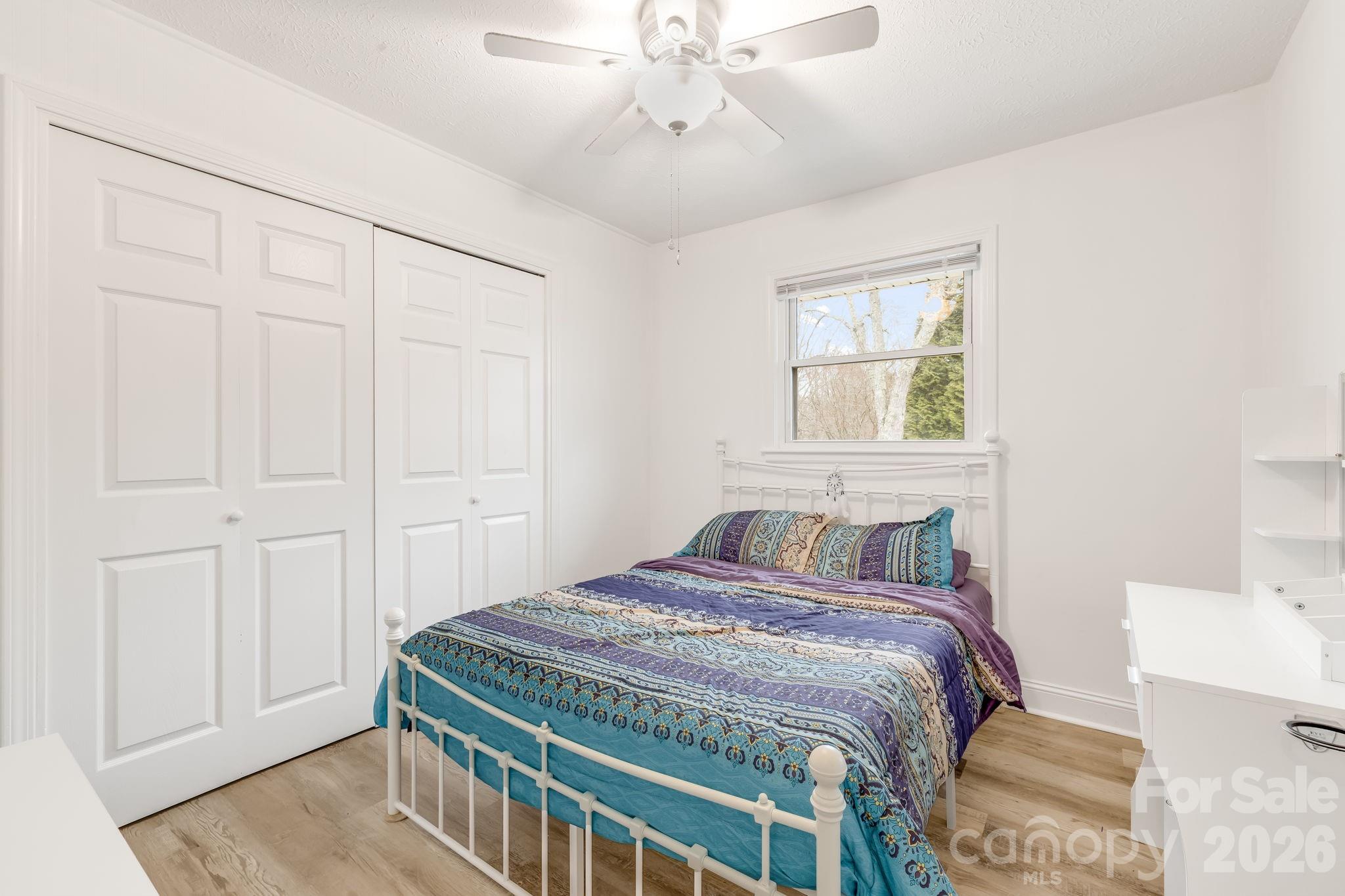 52 Baby Jane Lane — Hendersonville
