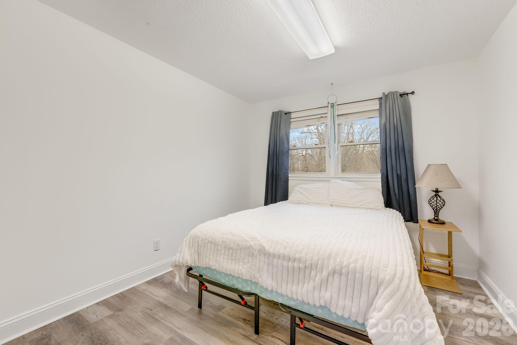 52 Baby Jane Lane — Hendersonville