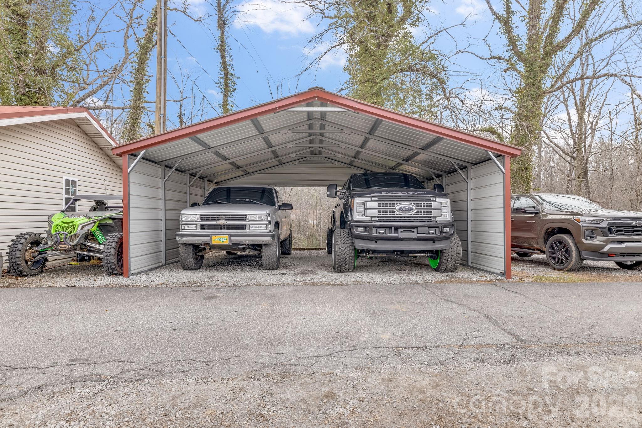 52 Baby Jane Lane — Hendersonville