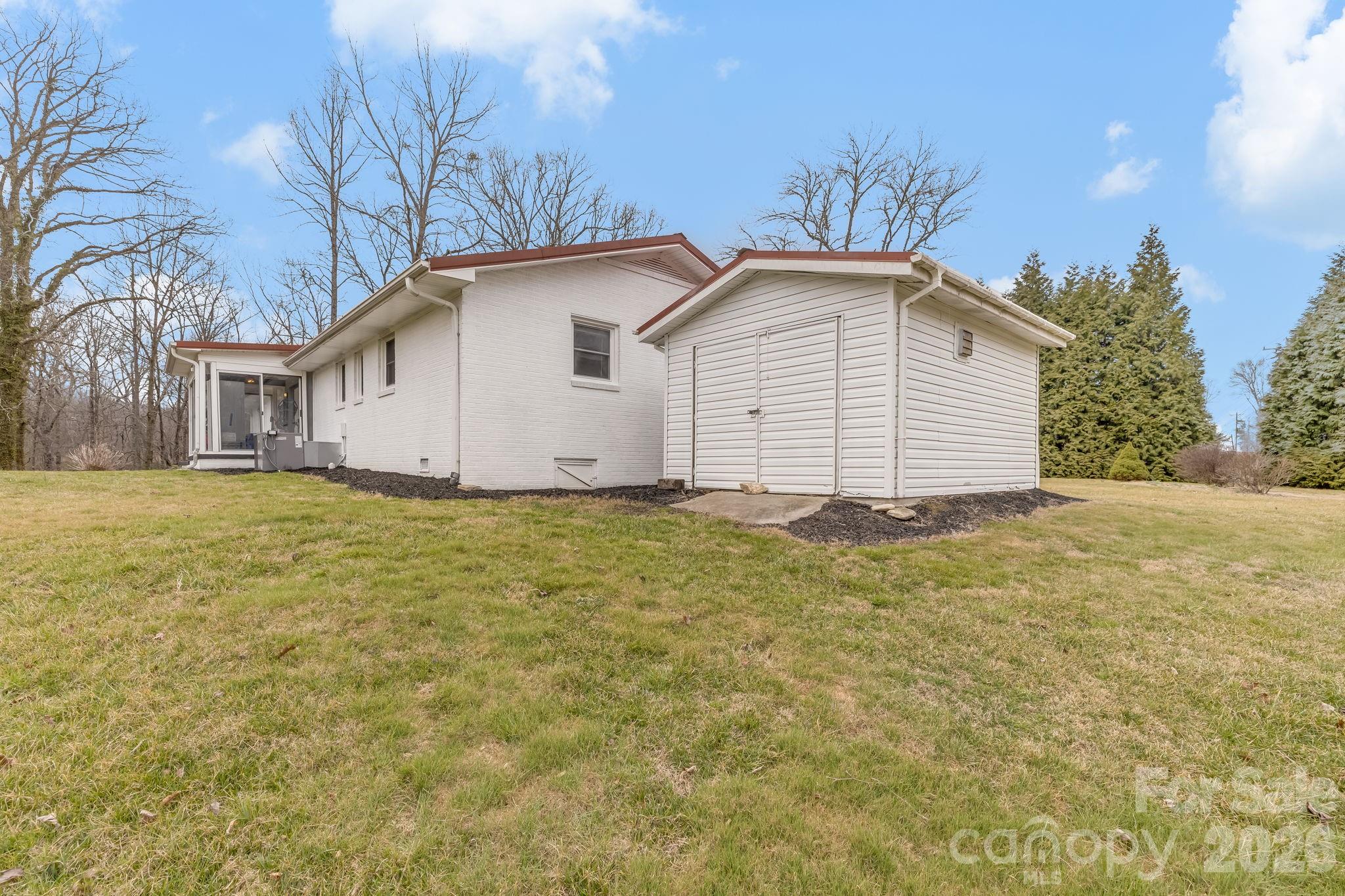 52 Baby Jane Lane — Hendersonville