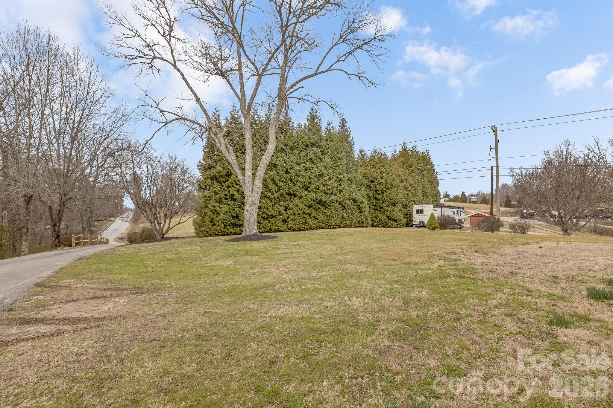 52 Baby Jane Lane — Hendersonville