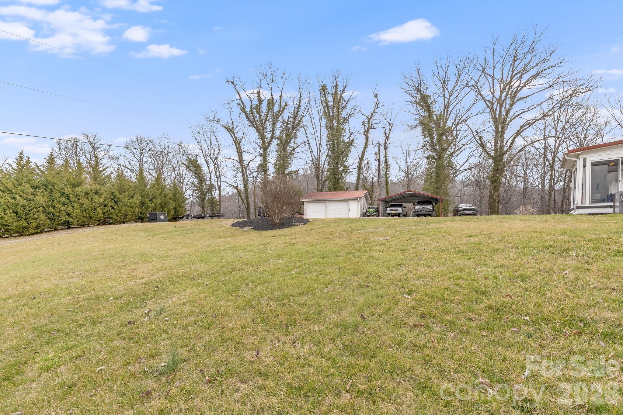 52 Baby Jane Lane — Hendersonville