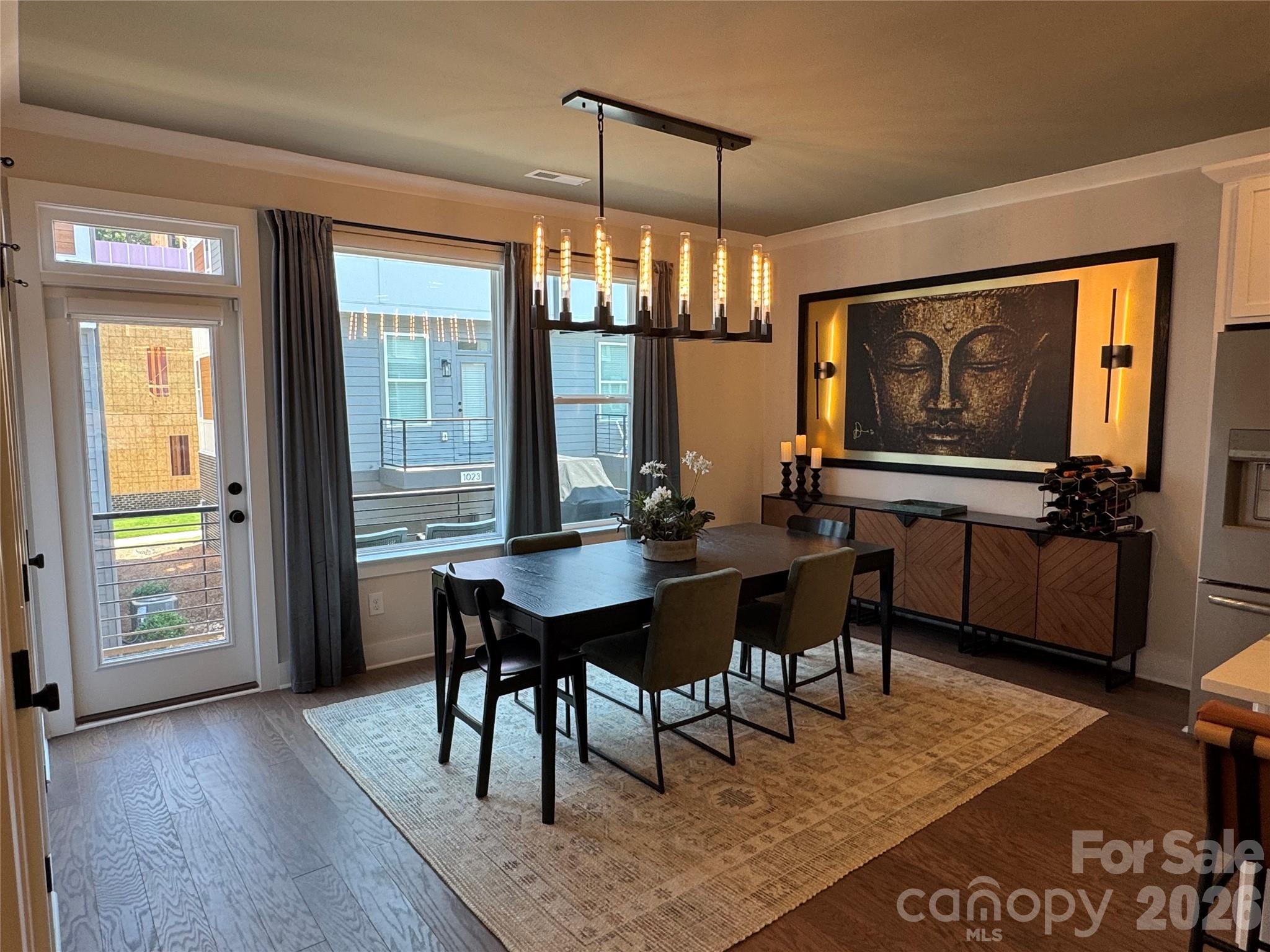 322 E Cama Street — Charlotte