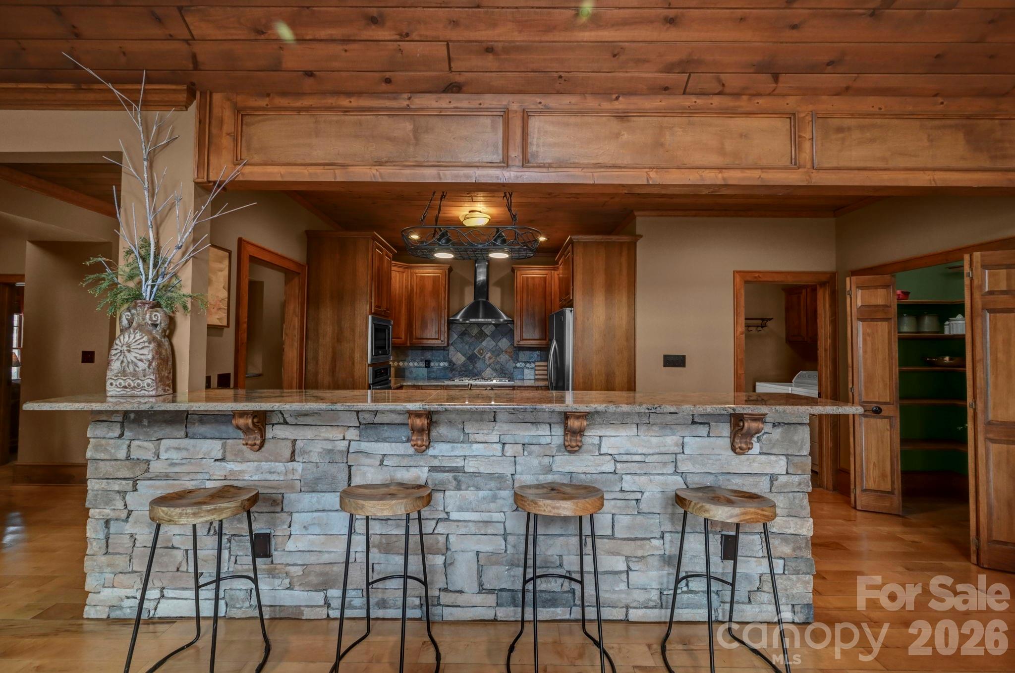 1226 Grouse Moor Drive — Sugar Mountain