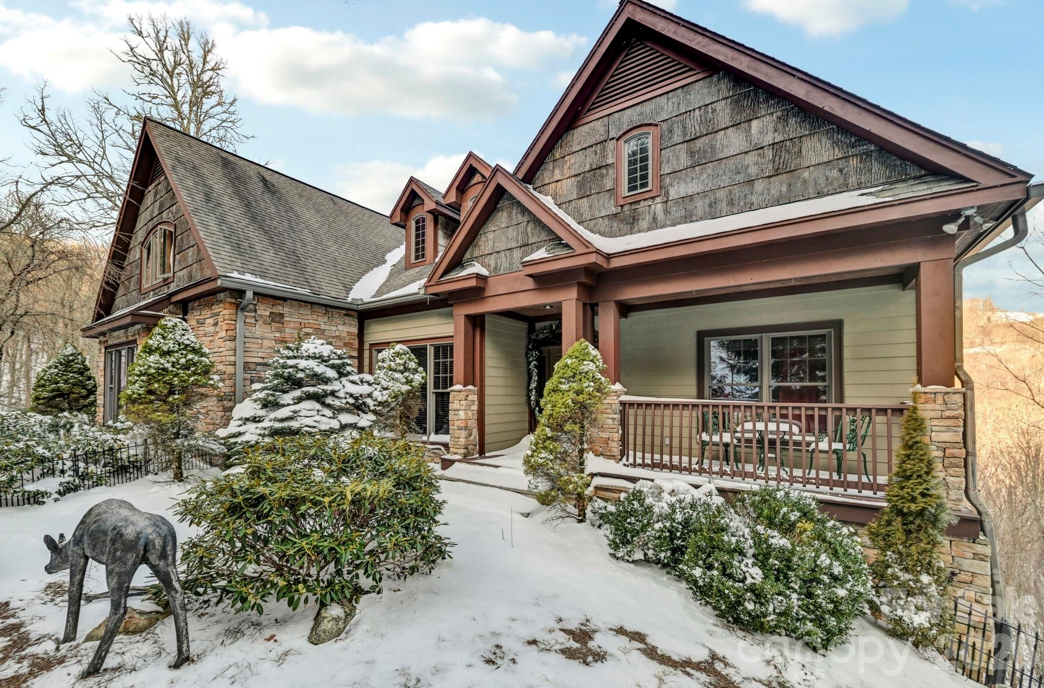 1226 Grouse Moor Drive — Sugar Mountain
