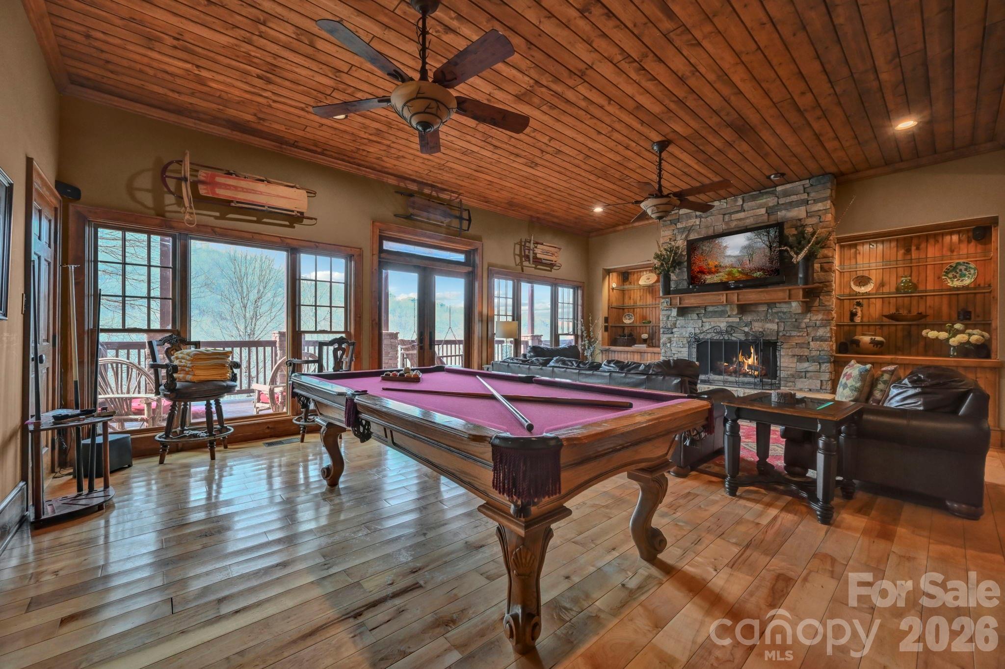 1226 Grouse Moor Drive — Sugar Mountain