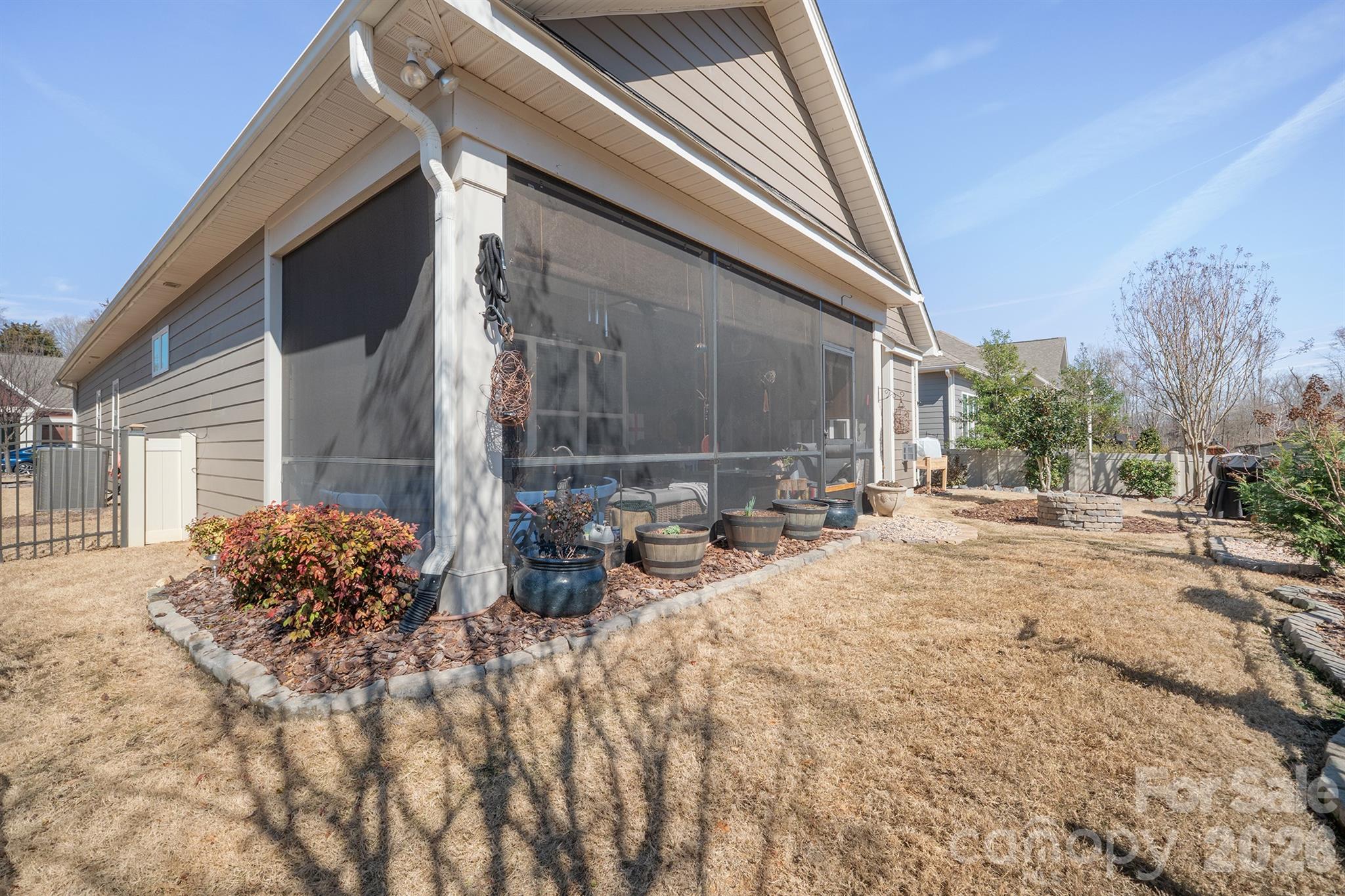 3081 Spring Forest Road — Harrisburg