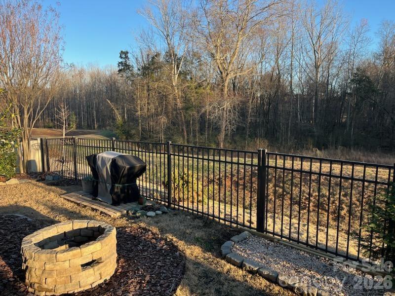 3081 Spring Forest Road — Harrisburg