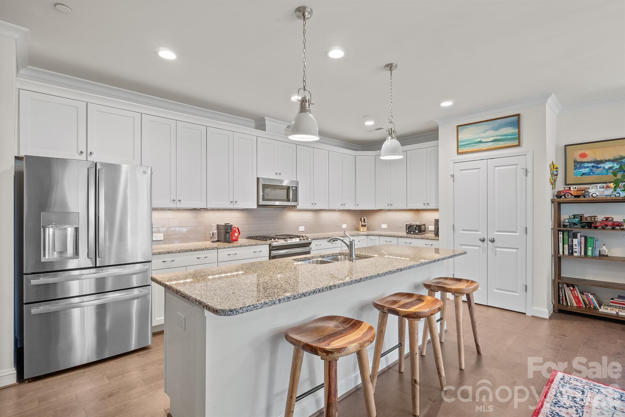 3081 Spring Forest Road — Harrisburg