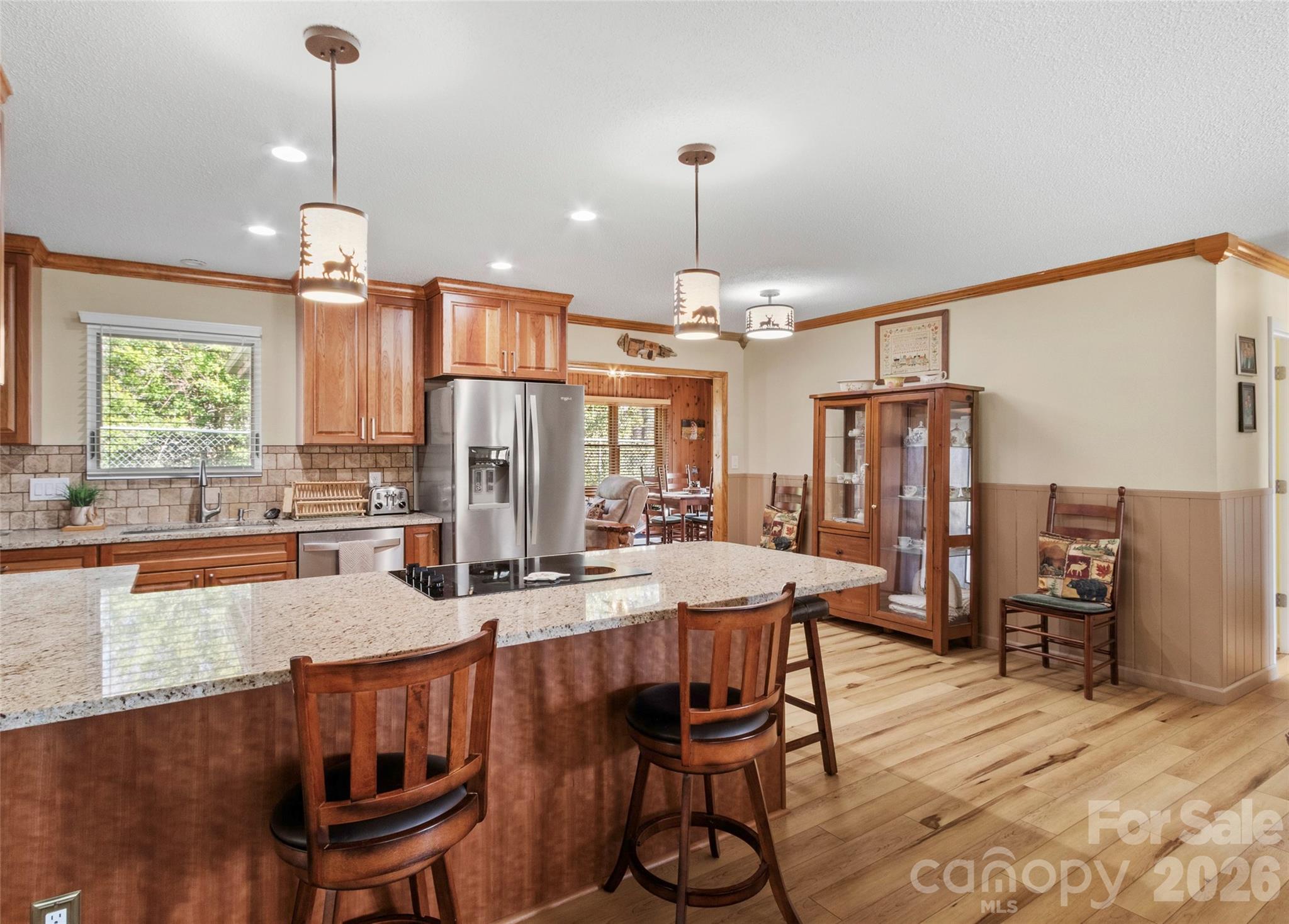 342 Mountain View Road — Burnsville