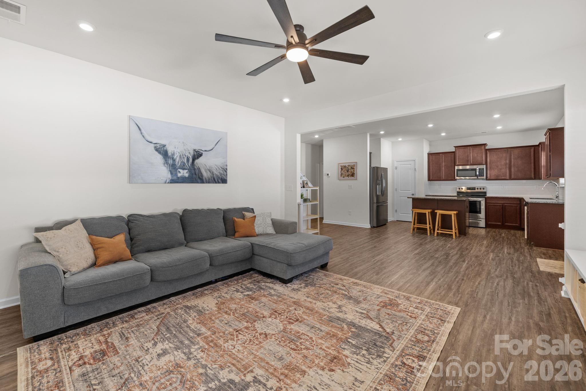 172 Park View Drive — Stanfield