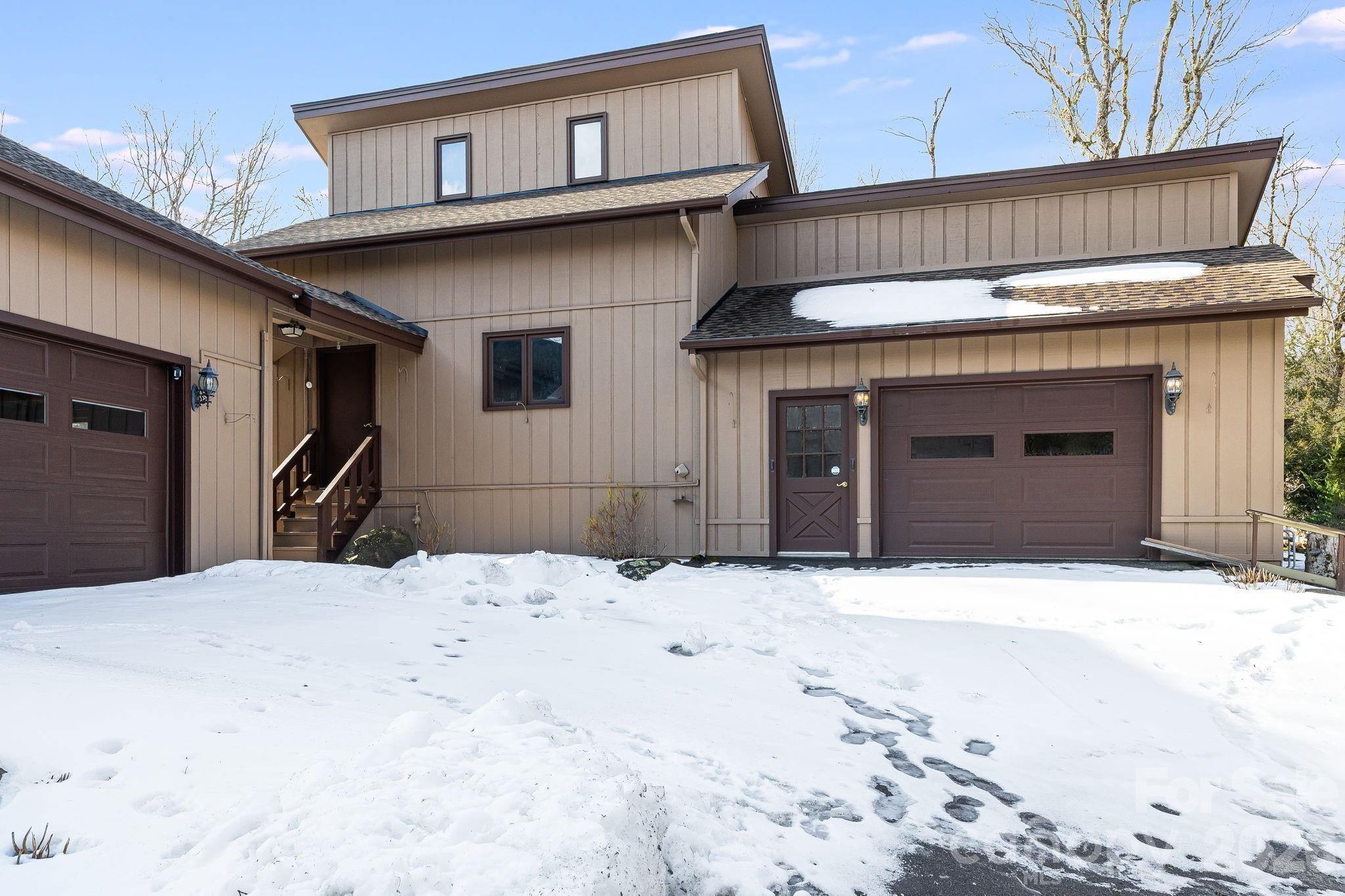 301 Highland Circle — Sugar Mountain