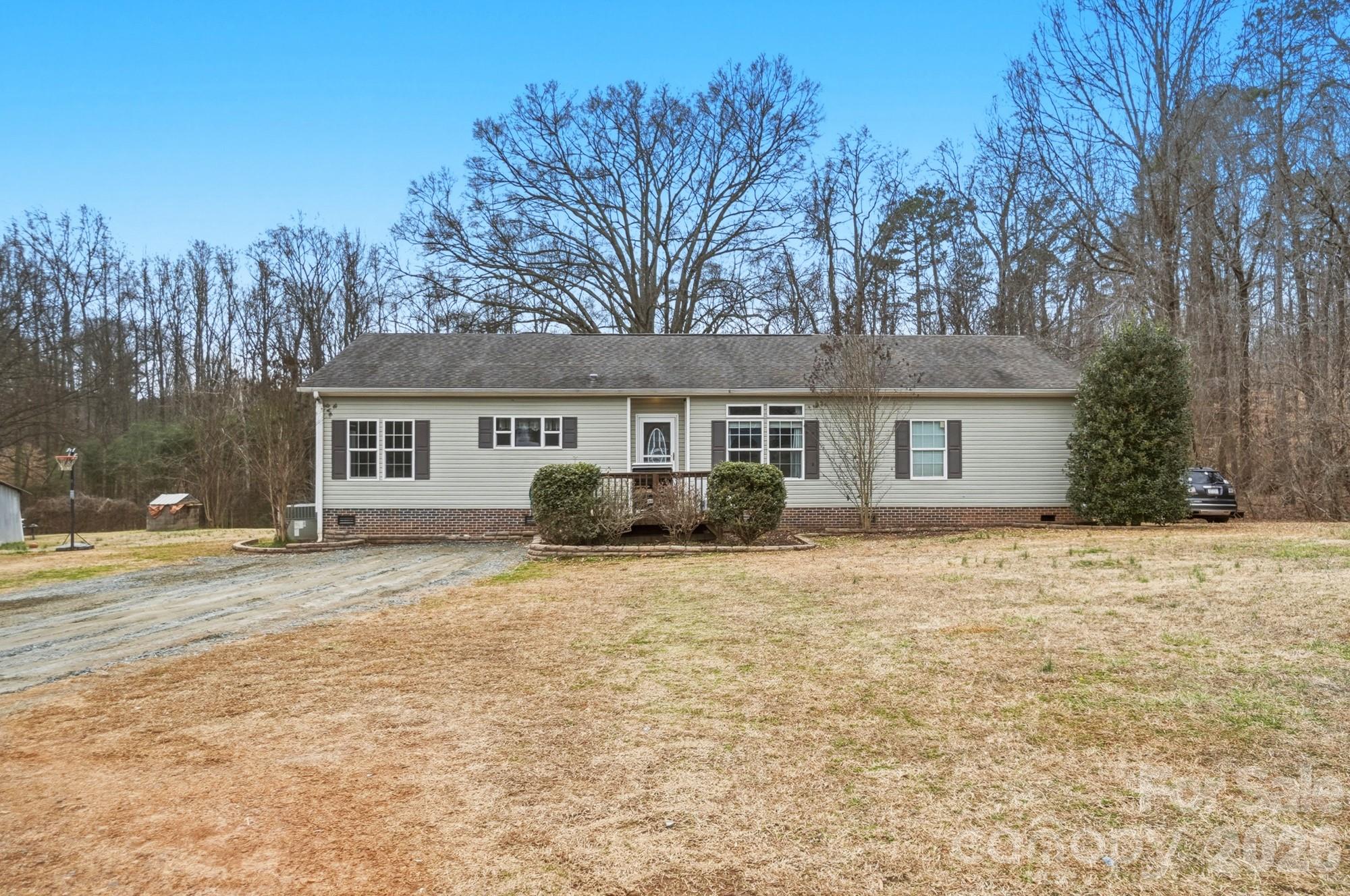 158 Cooks Lake Road — Gastonia