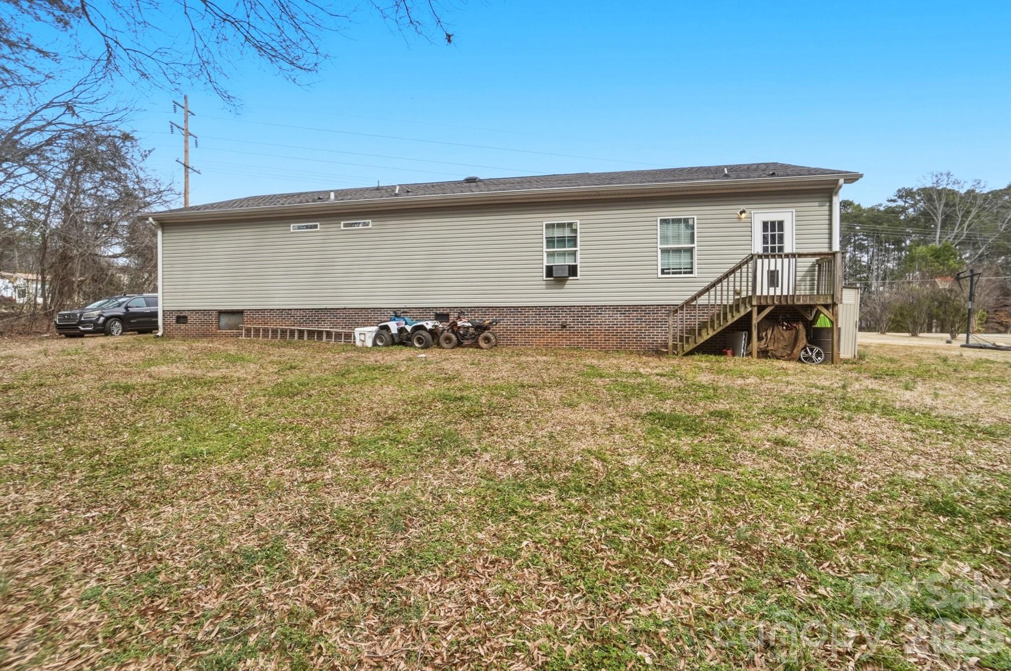 158 Cooks Lake Road — Gastonia