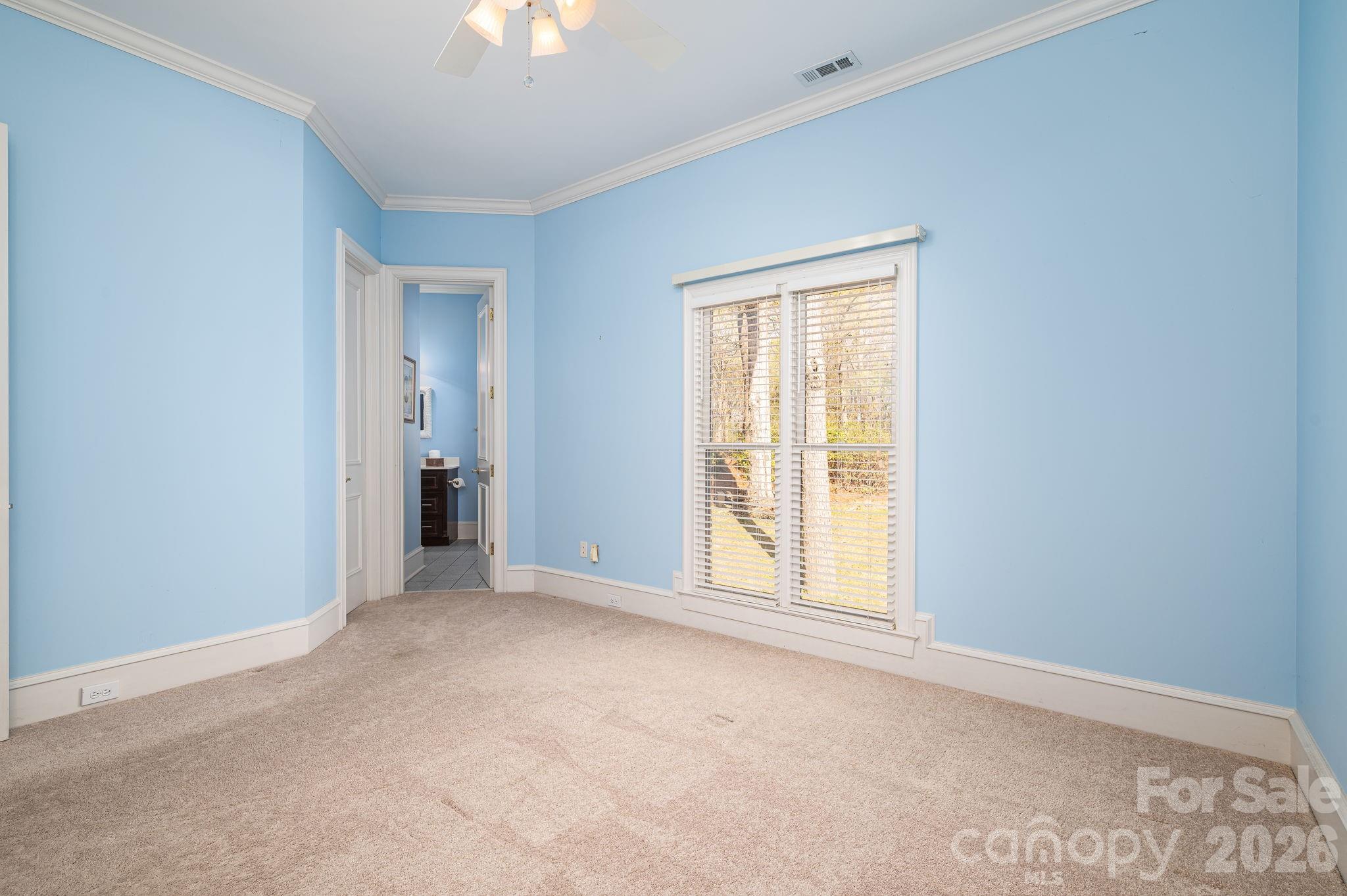 103 Shelter Cove Lane — Mooresville