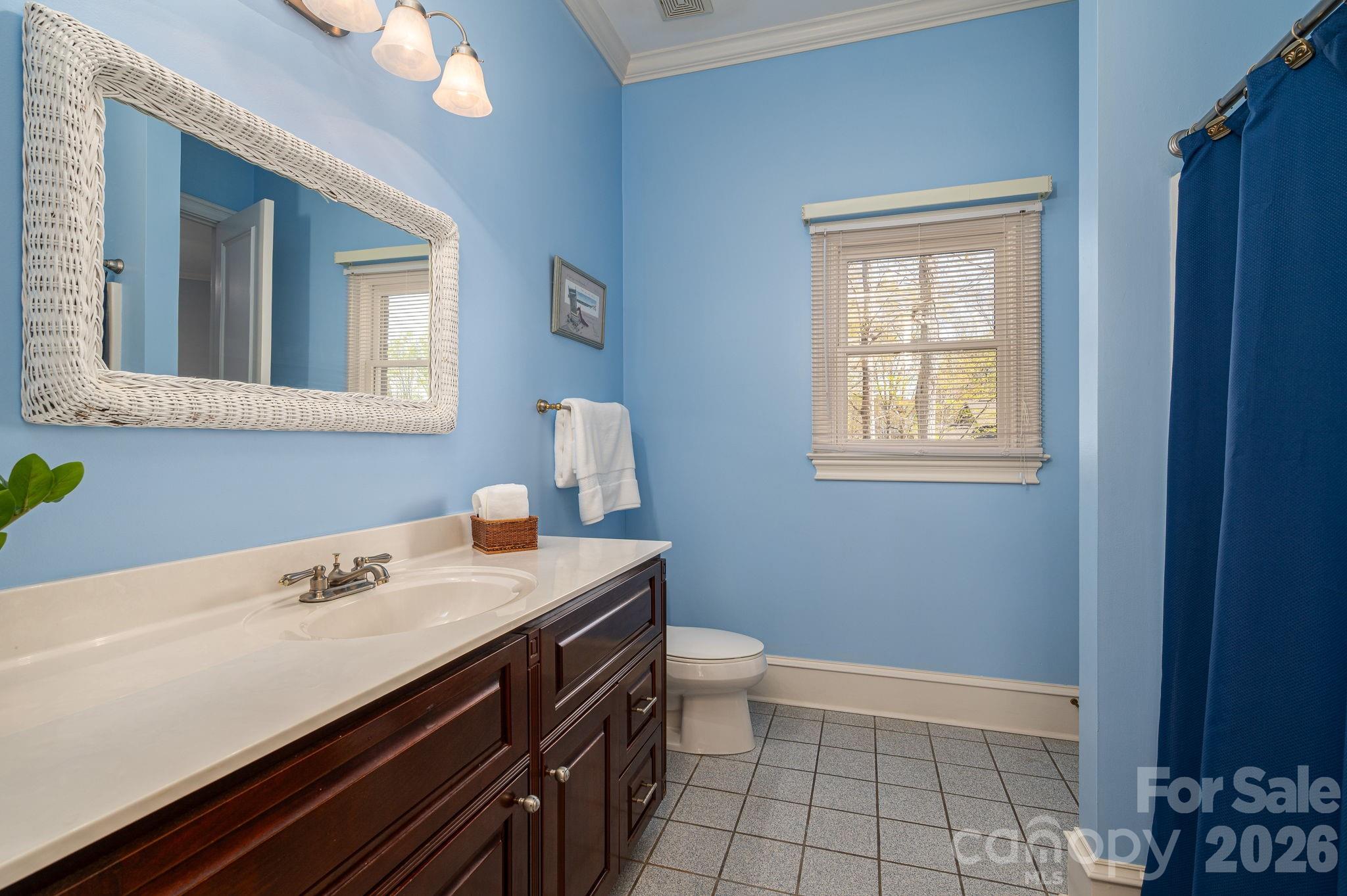103 Shelter Cove Lane — Mooresville
