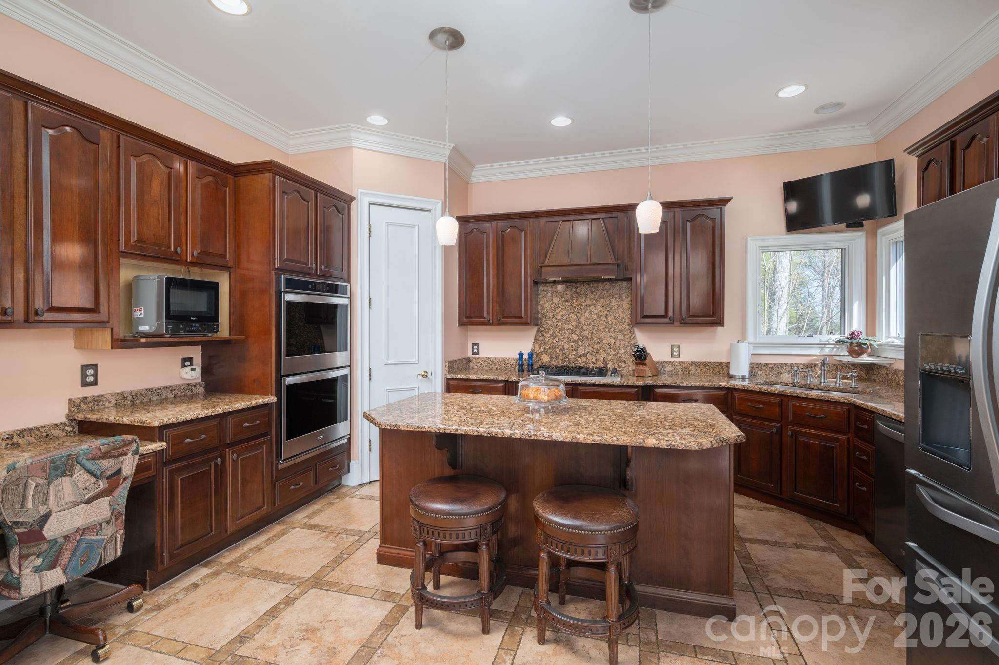 103 Shelter Cove Lane — Mooresville