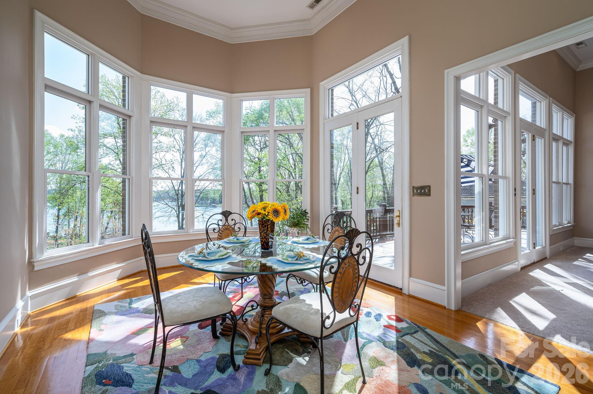 103 Shelter Cove Lane — Mooresville