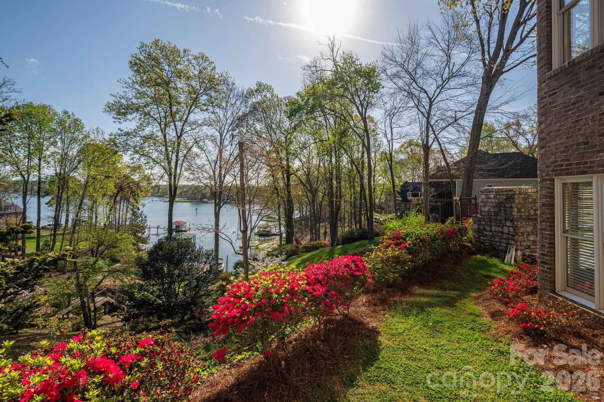 103 Shelter Cove Lane — Mooresville