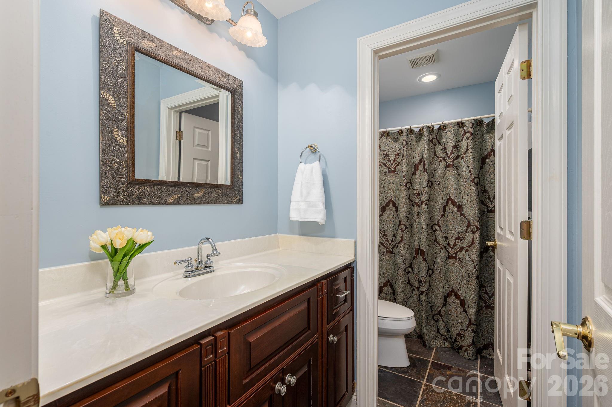 103 Shelter Cove Lane — Mooresville