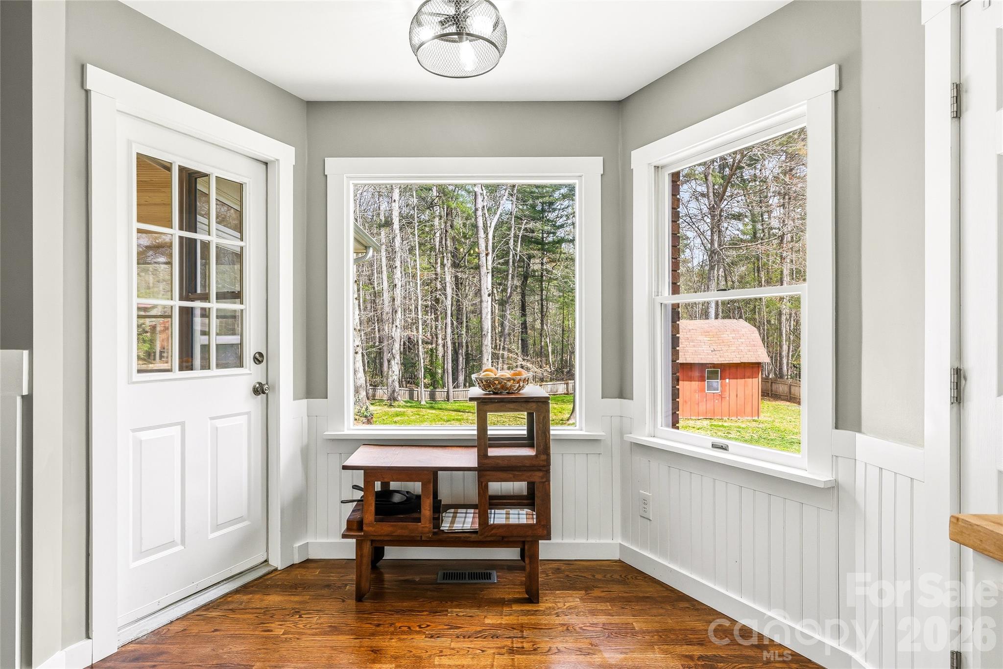 32 W Ashley Place — Etowah
