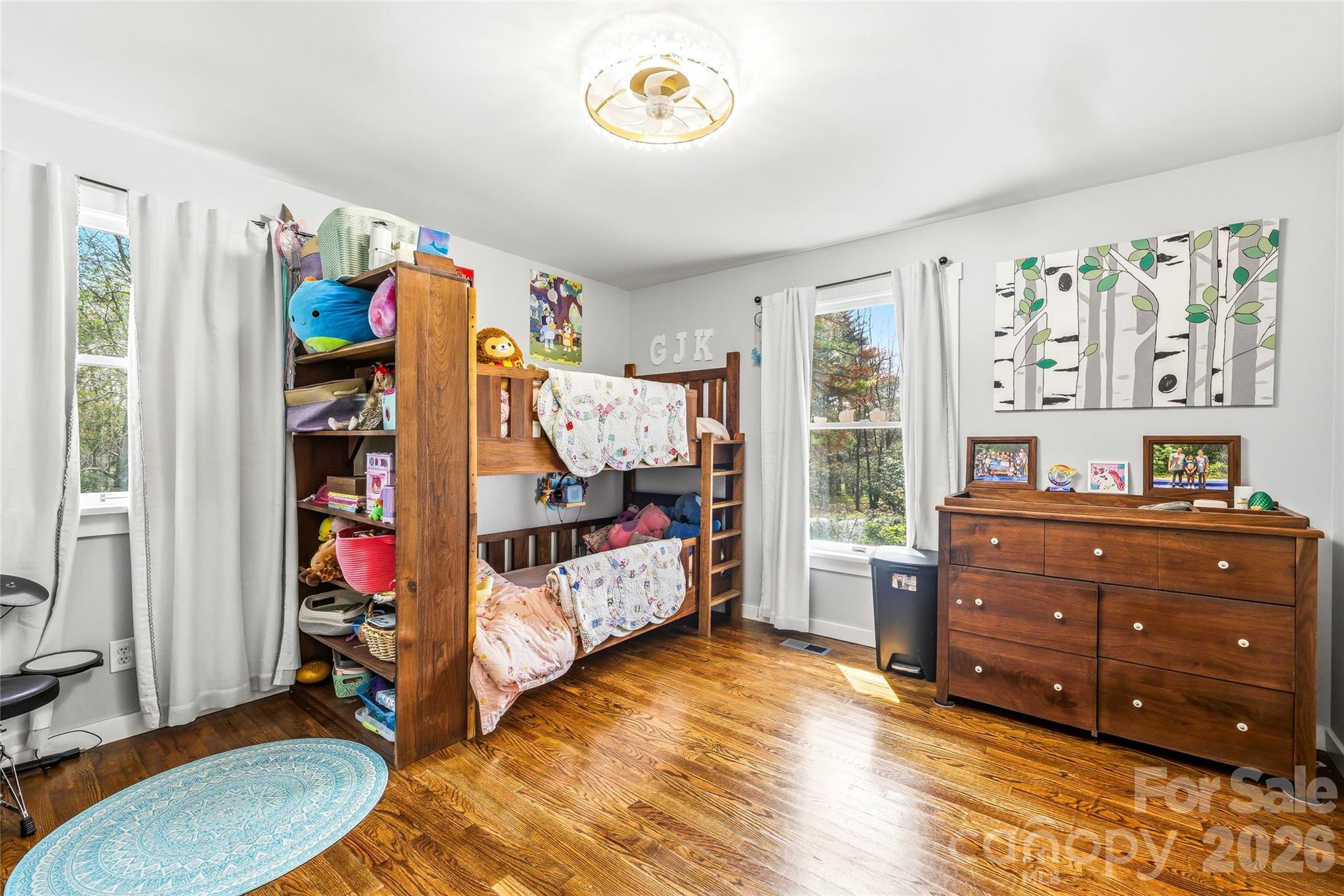 32 W Ashley Place — Etowah