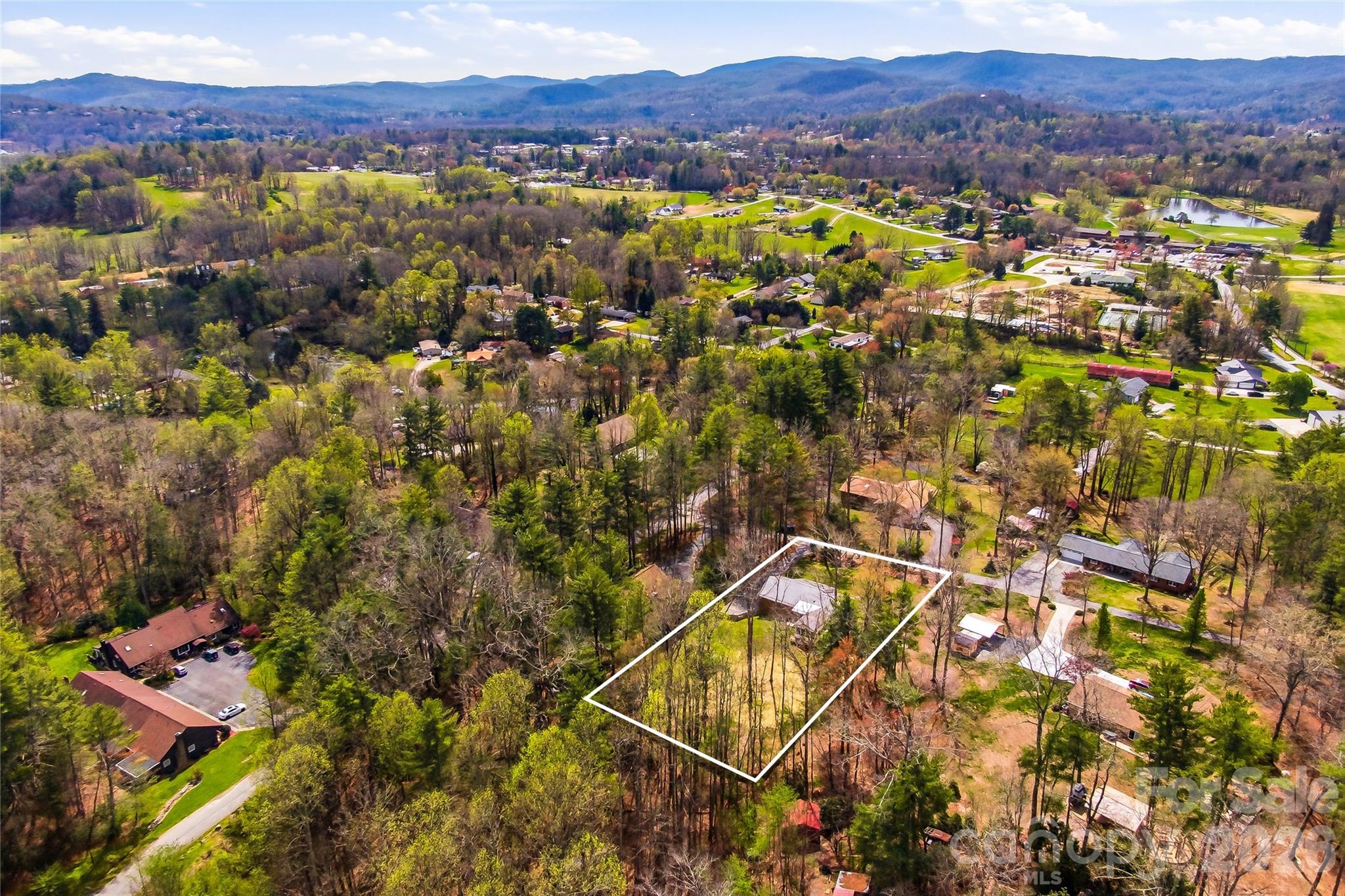 32 W Ashley Place — Etowah