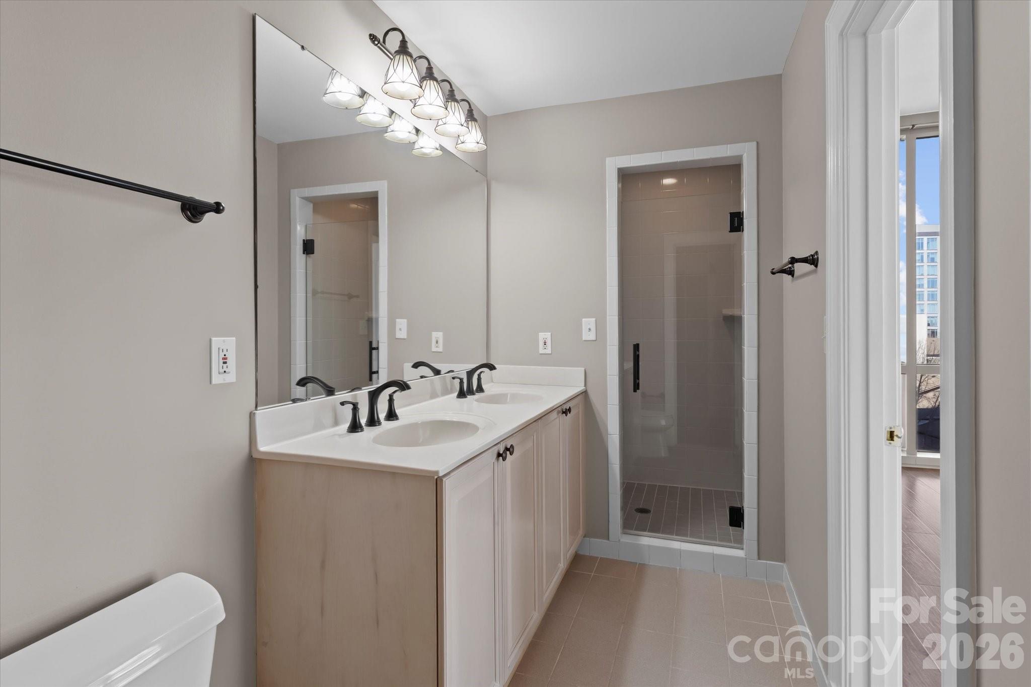 315 Arlington Avenue #906 — Charlotte