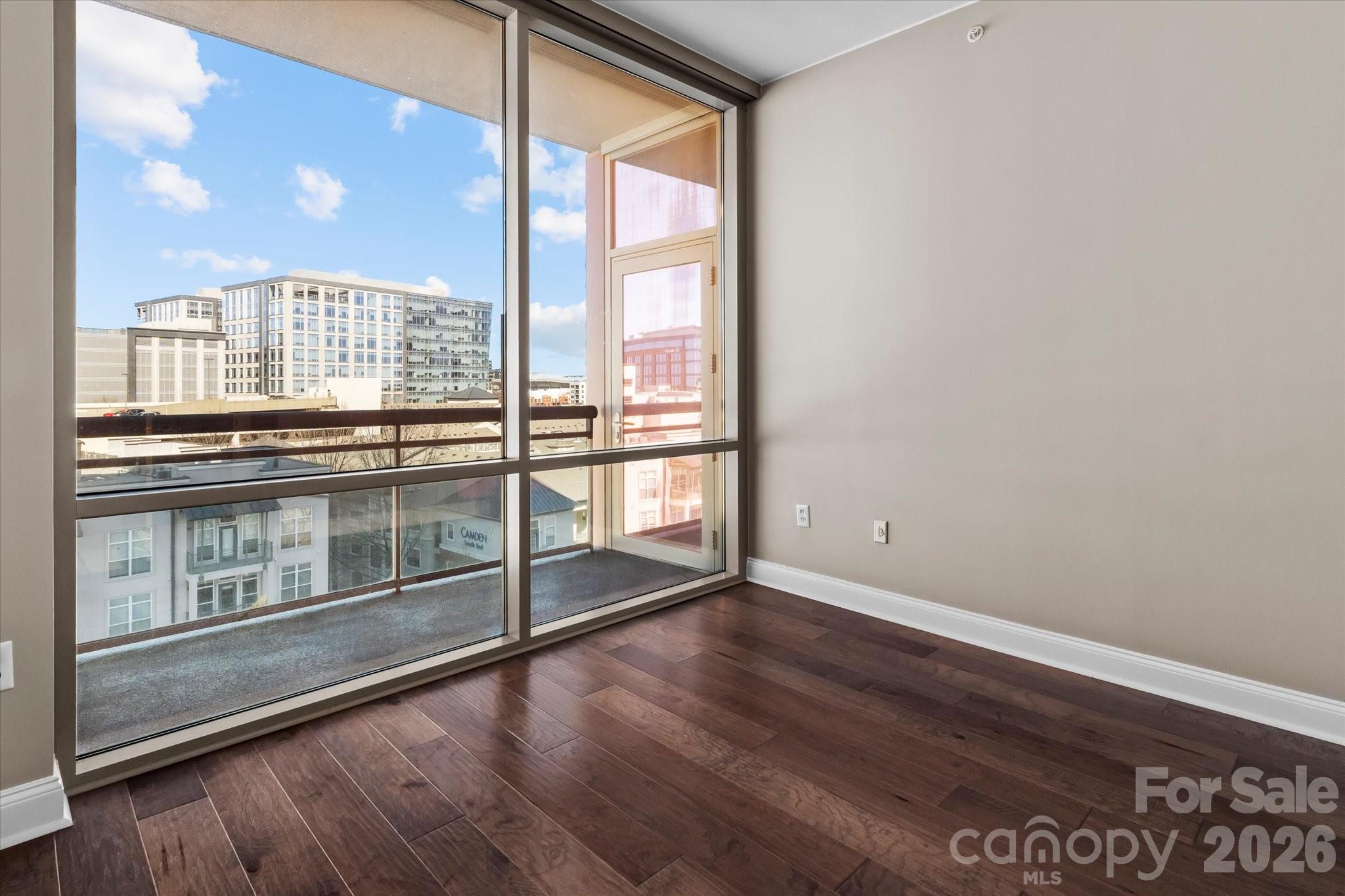 315 Arlington Avenue #906 — Charlotte