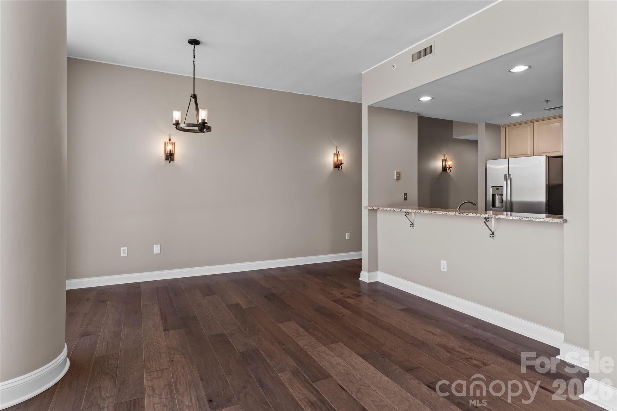 315 Arlington Avenue #906 — Charlotte