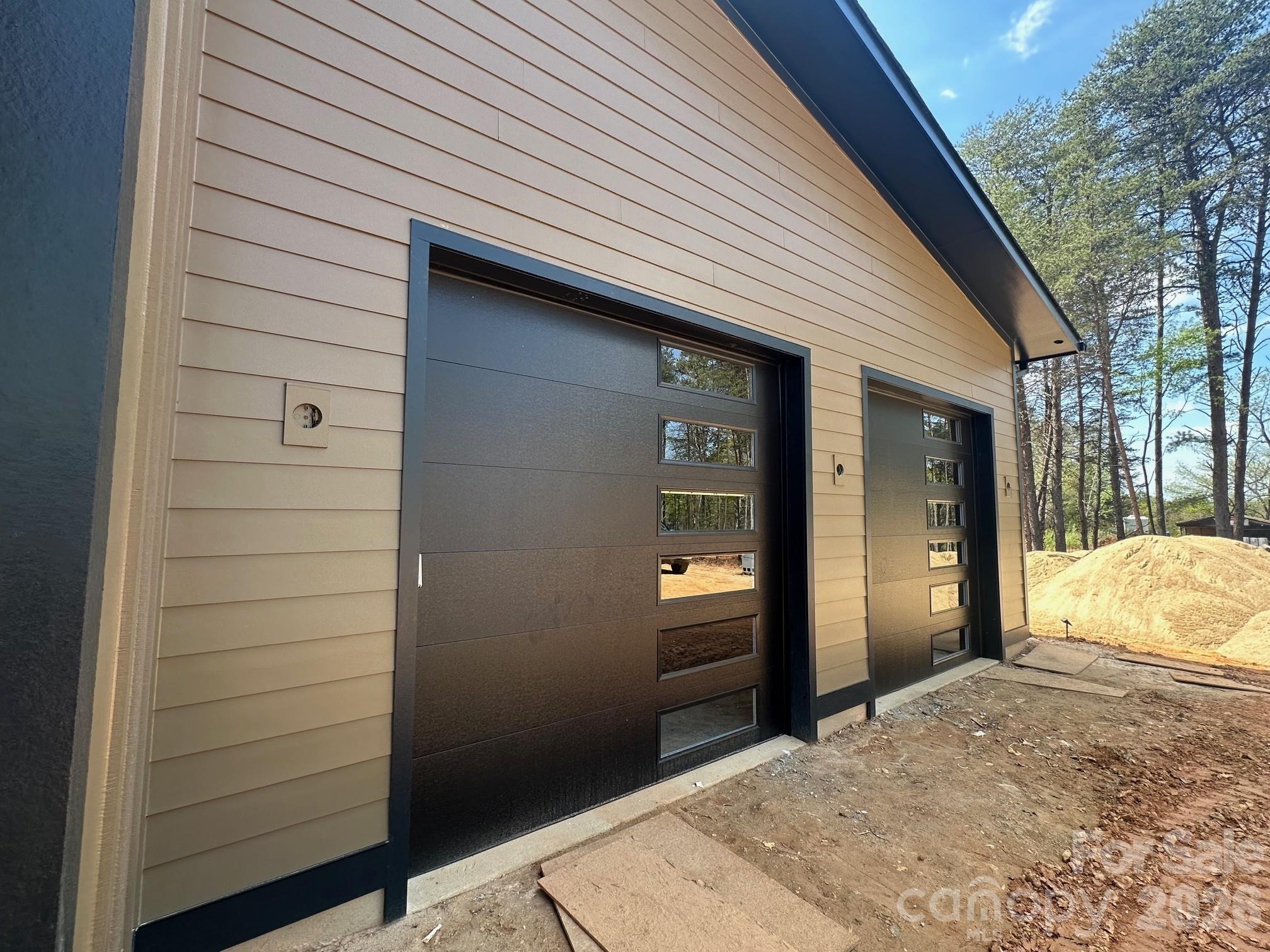 7501 Sherrills Ford Road — Sherrills Ford