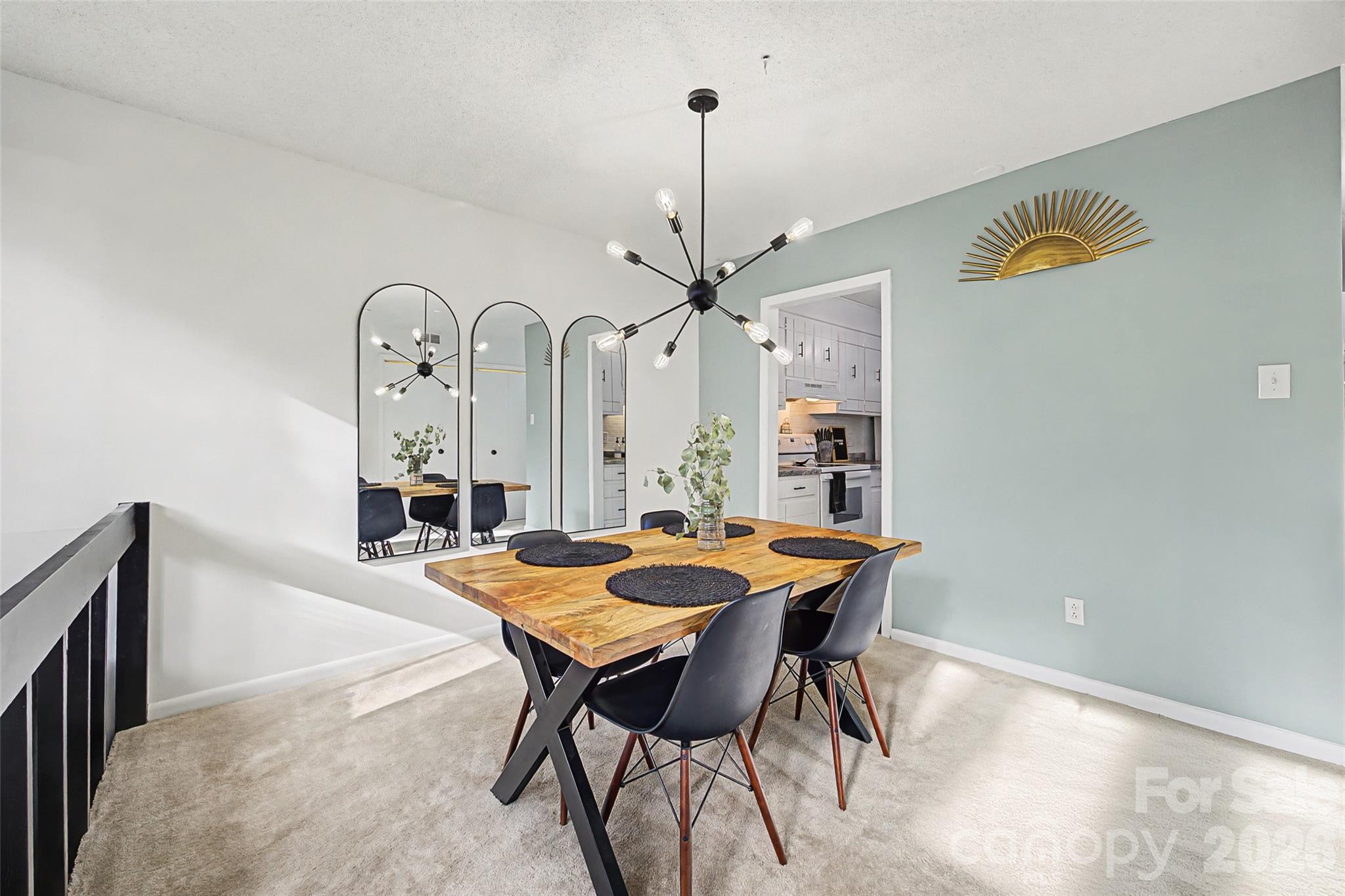 7911 Charter Oak Lane — Charlotte