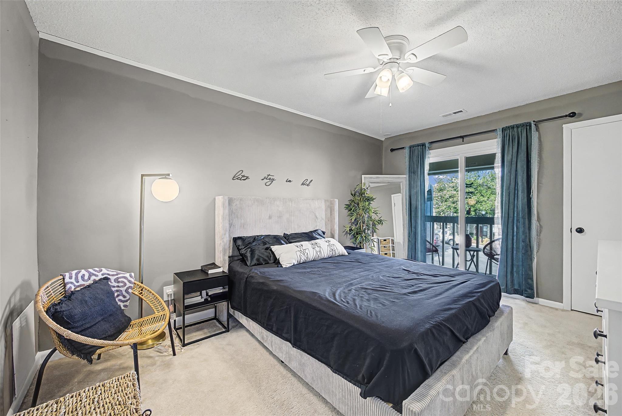 7911 Charter Oak Lane — Charlotte