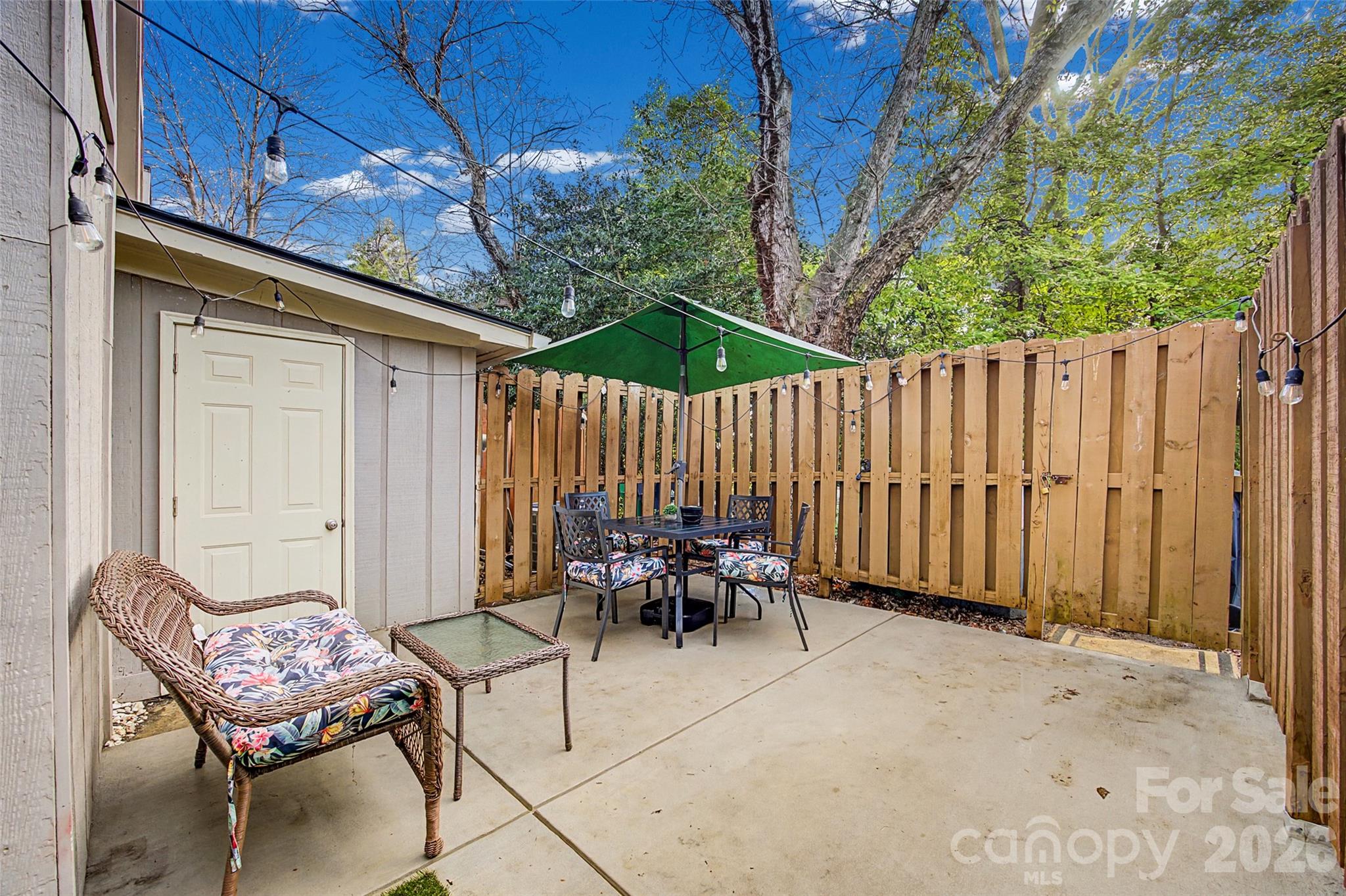 7911 Charter Oak Lane — Charlotte