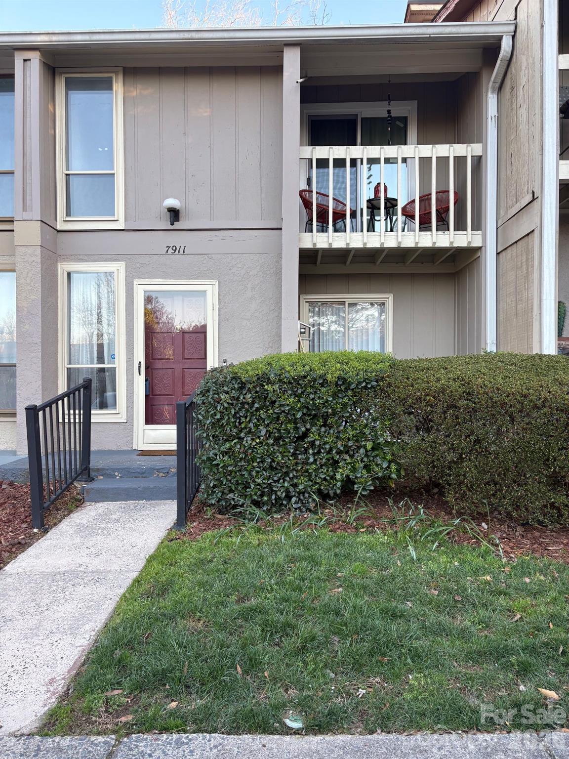 7911 Charter Oak Lane — Charlotte
