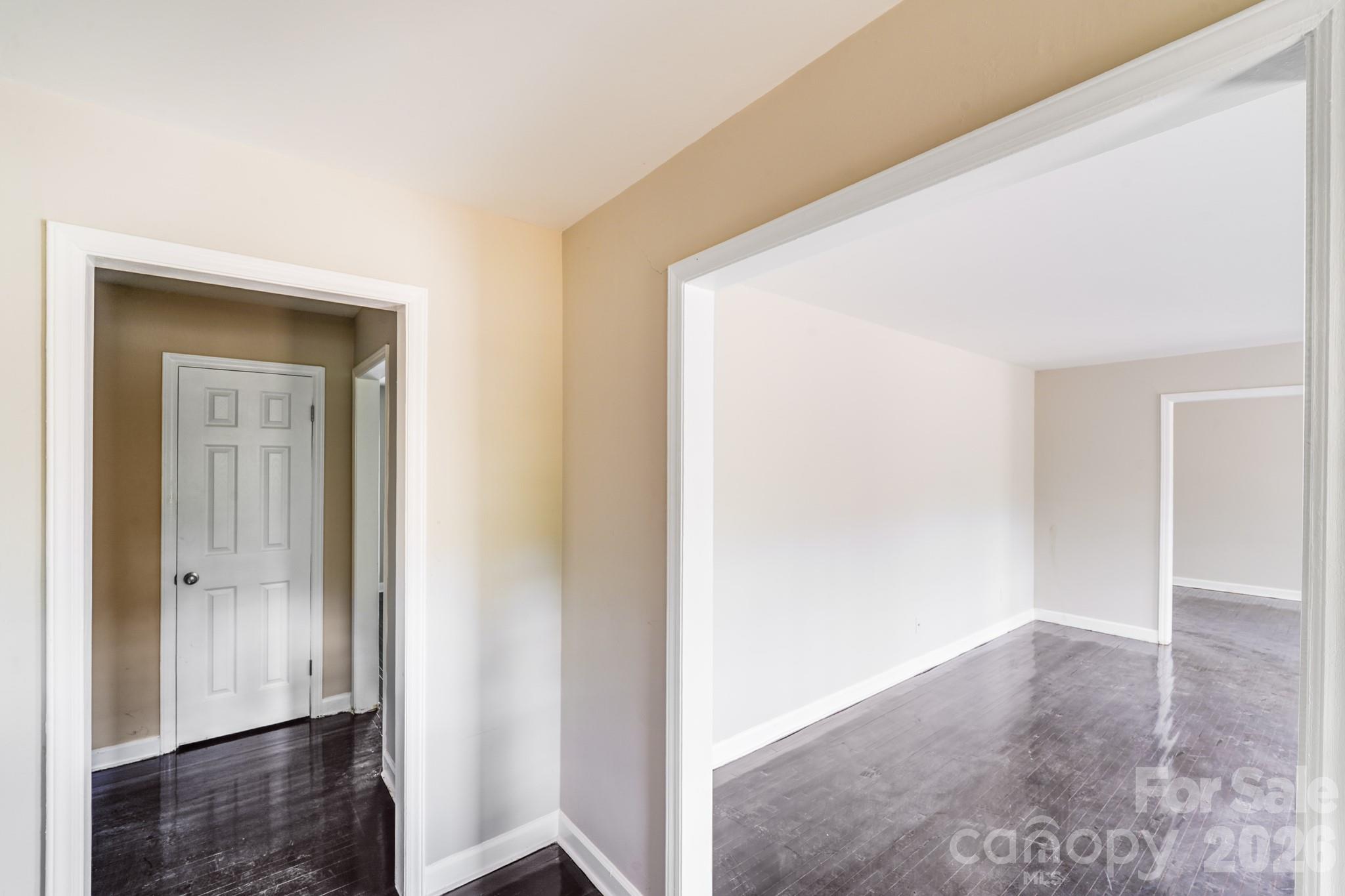 8337 Reedy Creek Road — Charlotte