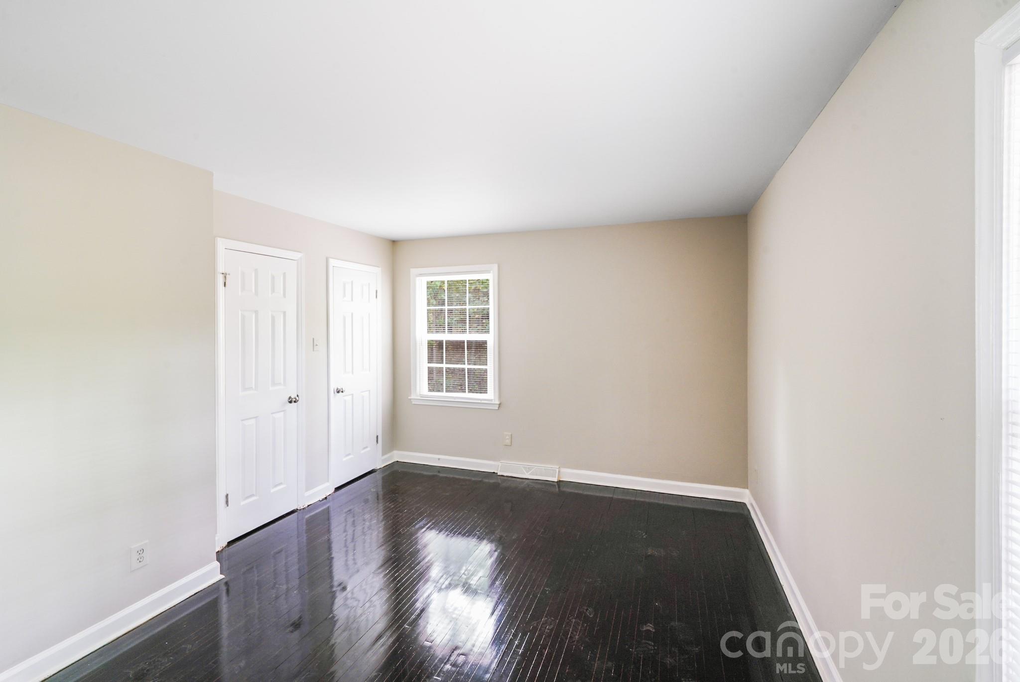 8337 Reedy Creek Road — Charlotte