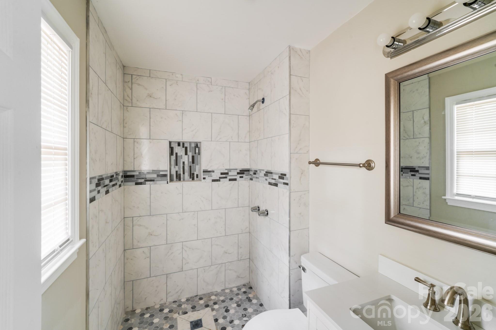 8337 Reedy Creek Road — Charlotte