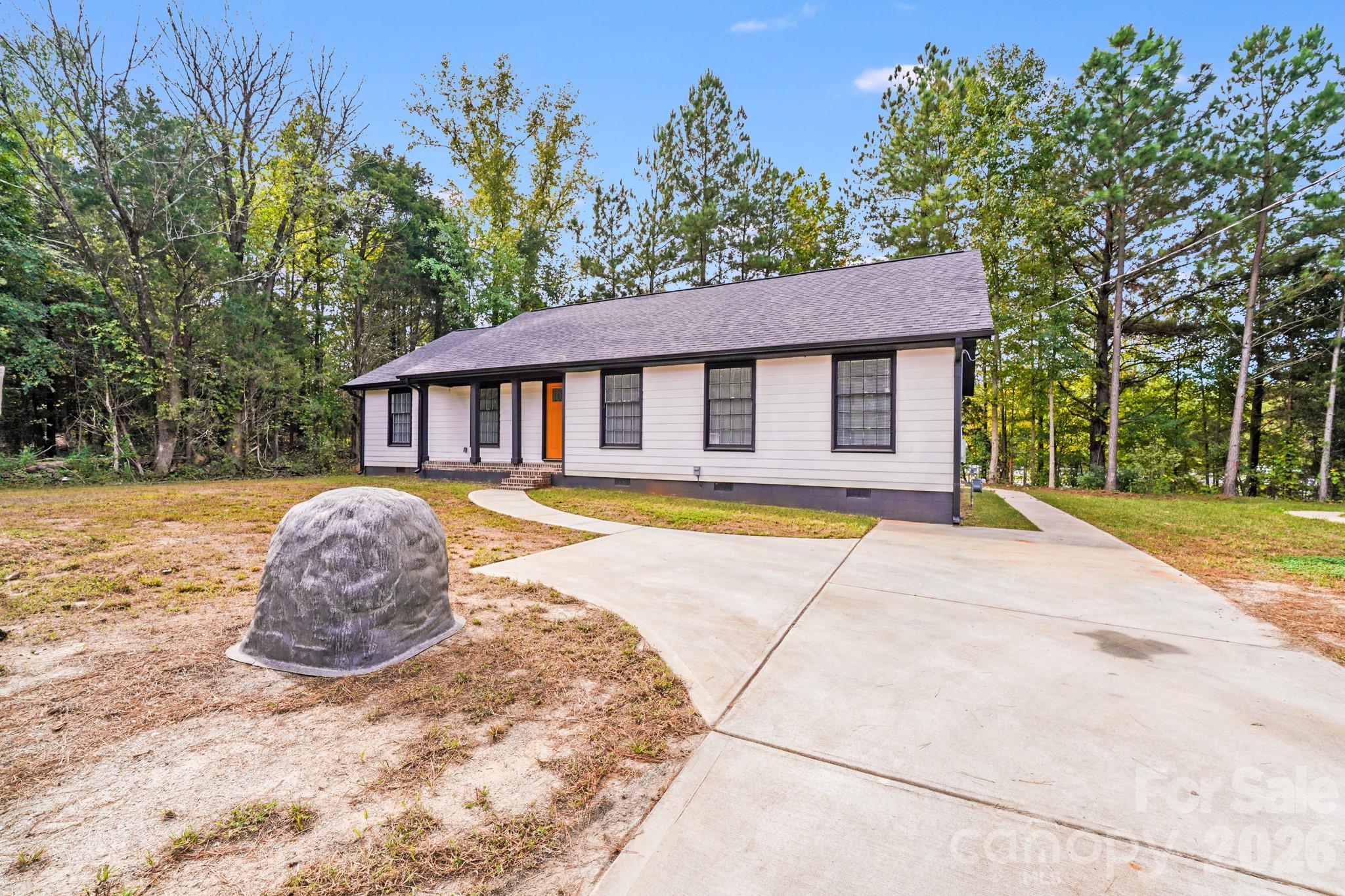 8337 Reedy Creek Road — Charlotte