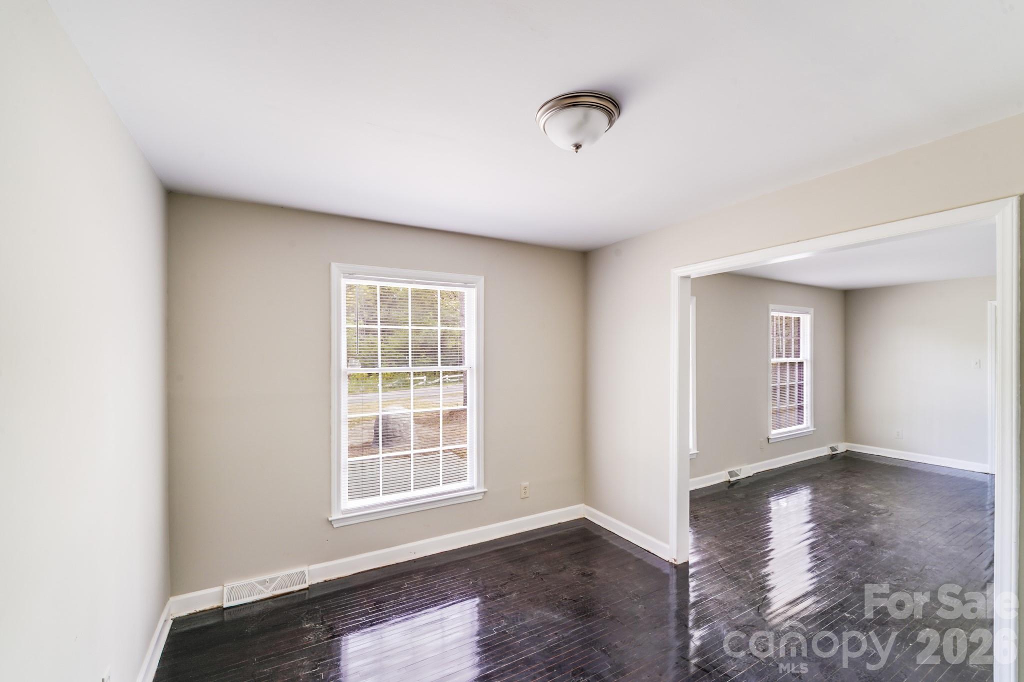 8337 Reedy Creek Road — Charlotte