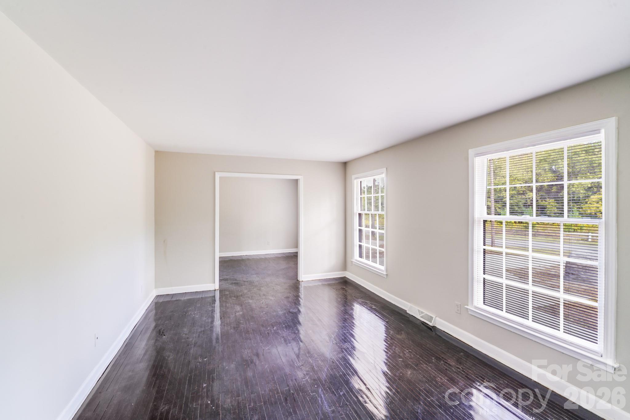 8337 Reedy Creek Road — Charlotte