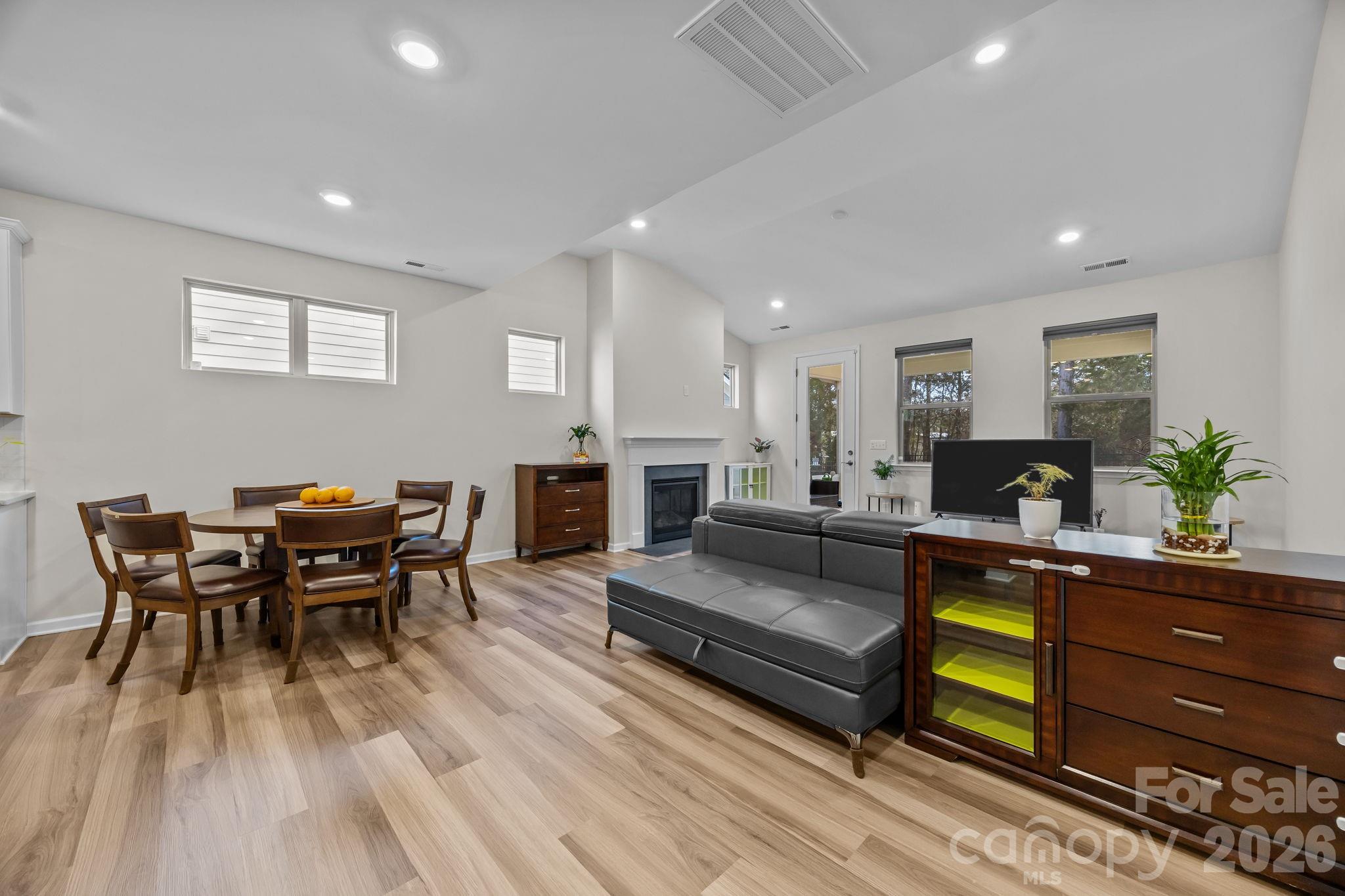 528 Rustlewood Way — Rock Hill