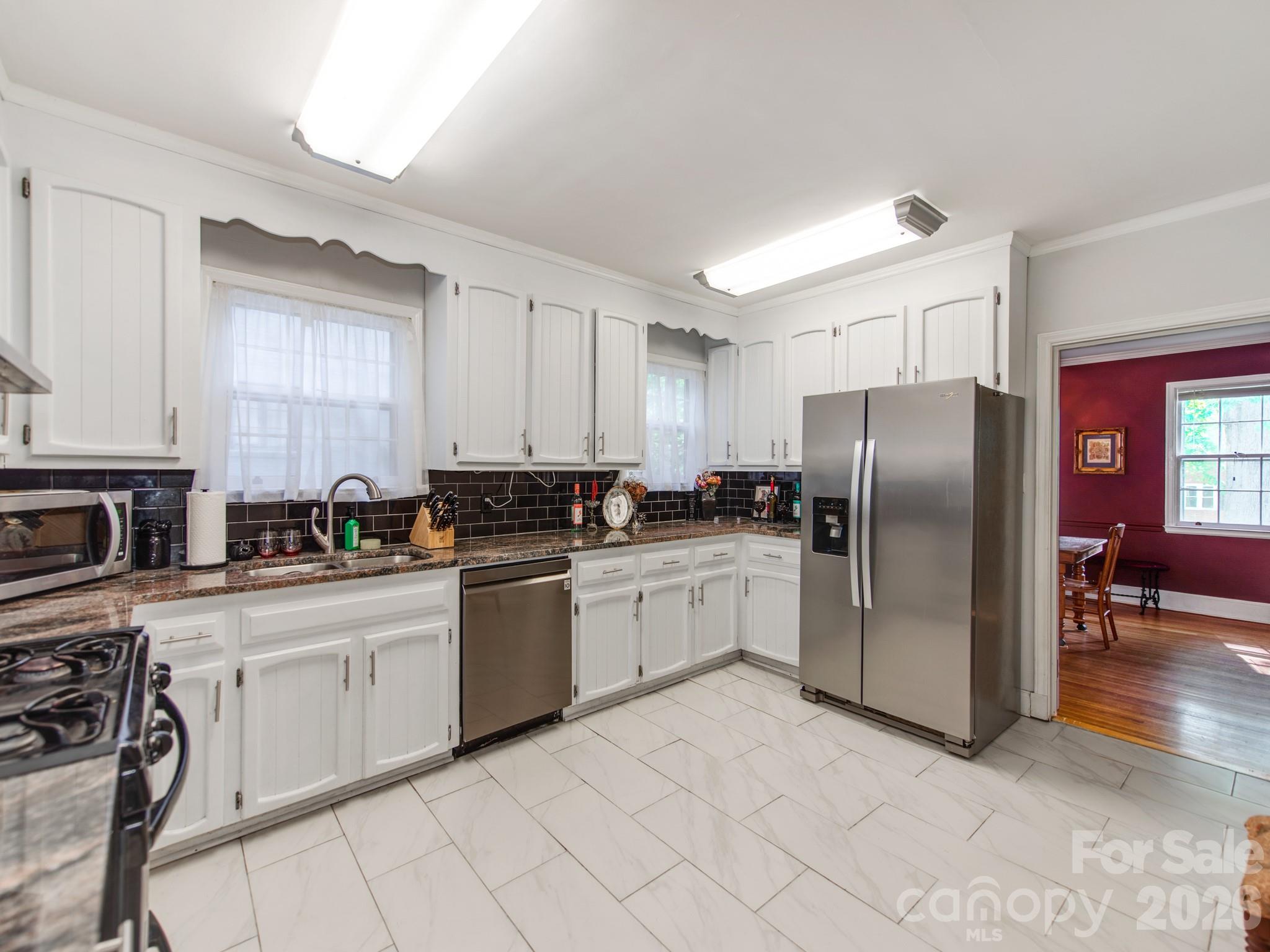 1209 Oakwood Avenue — Gastonia