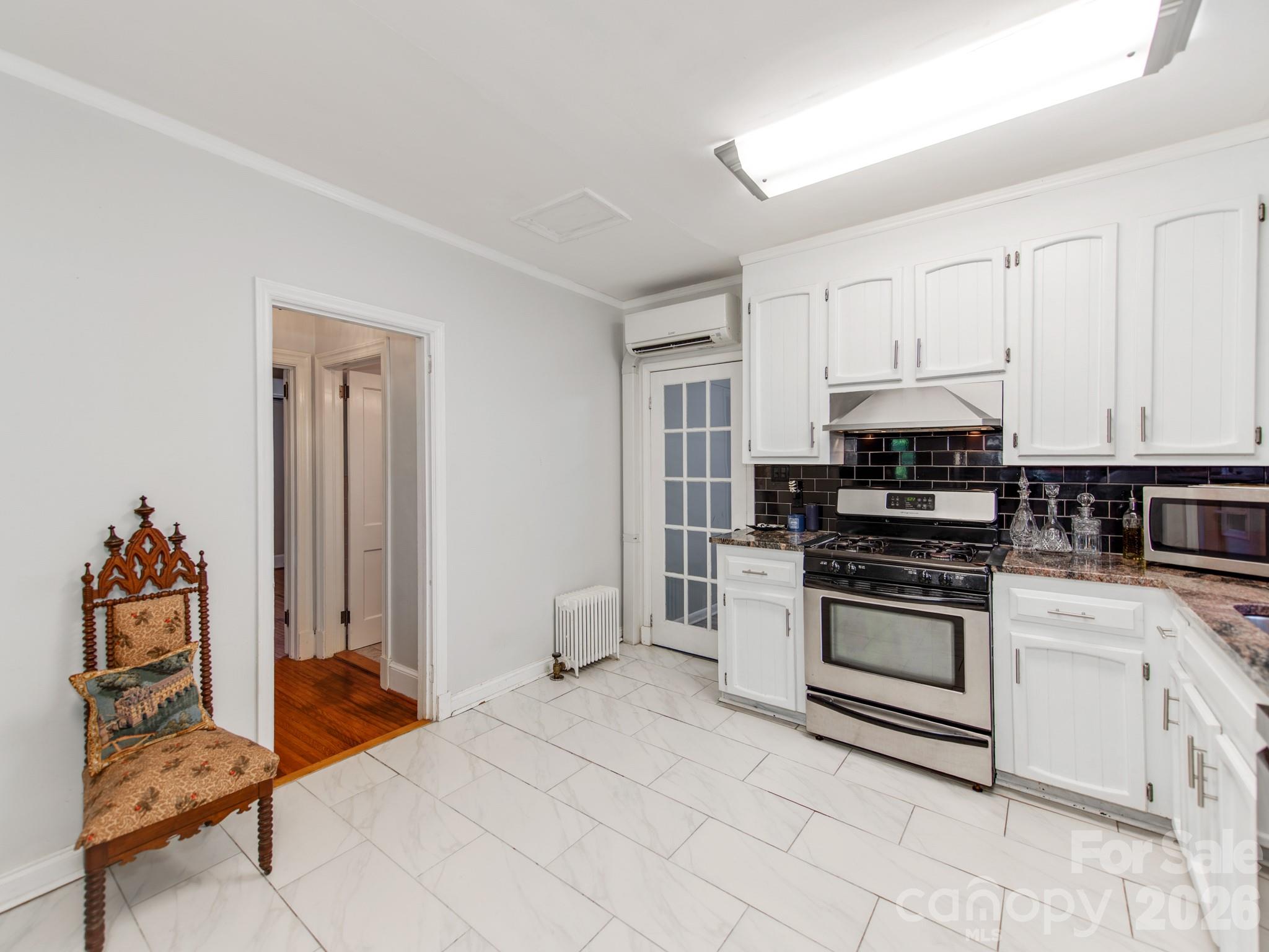 1209 Oakwood Avenue — Gastonia