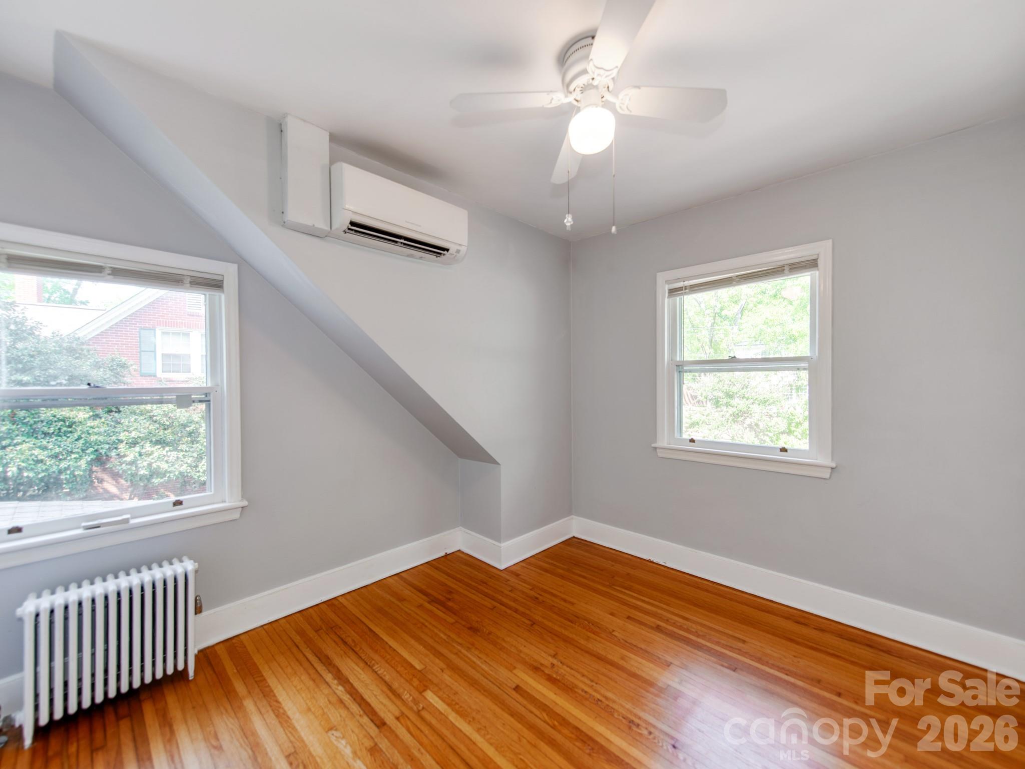 1209 Oakwood Avenue — Gastonia