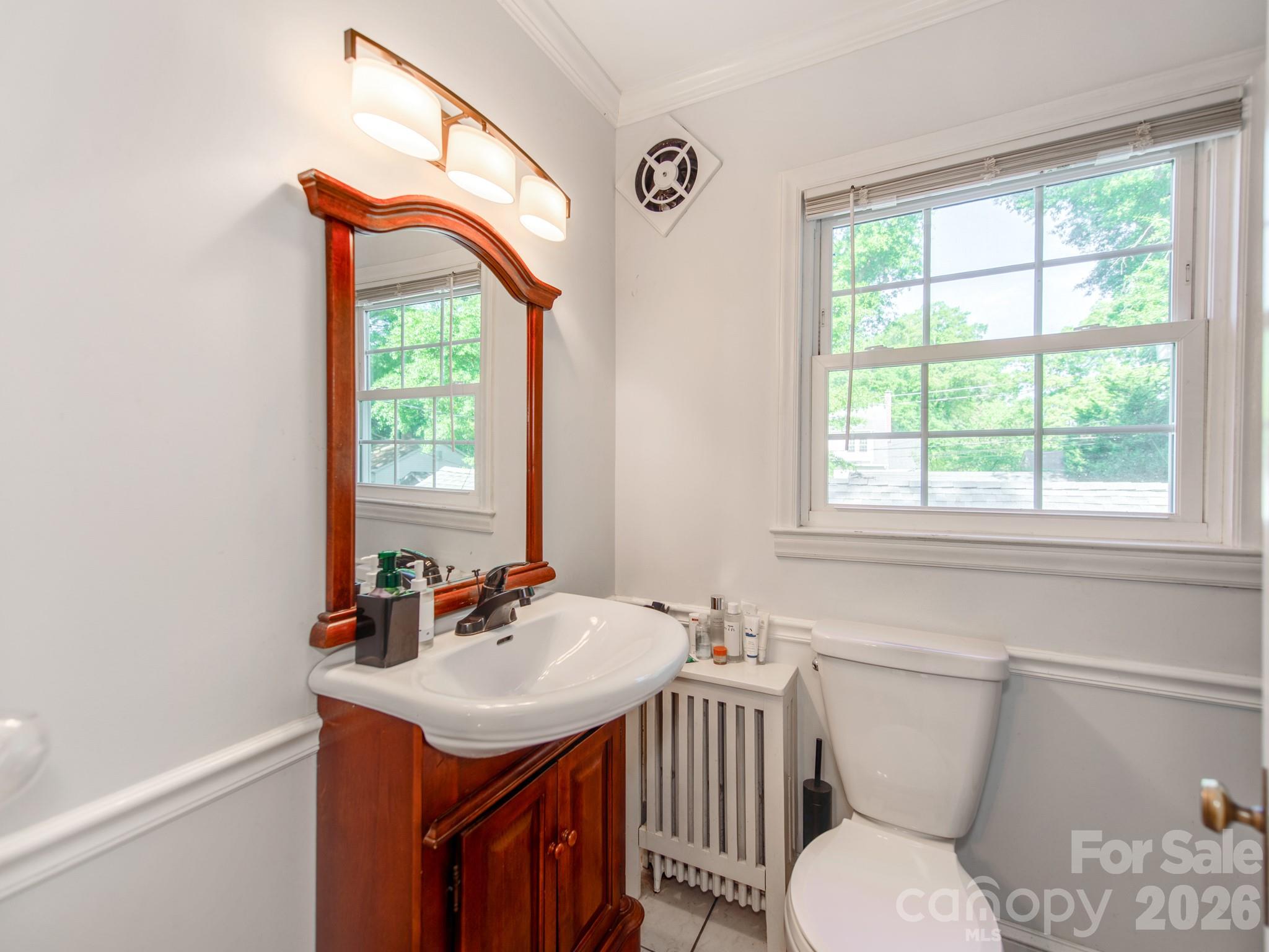 1209 Oakwood Avenue — Gastonia