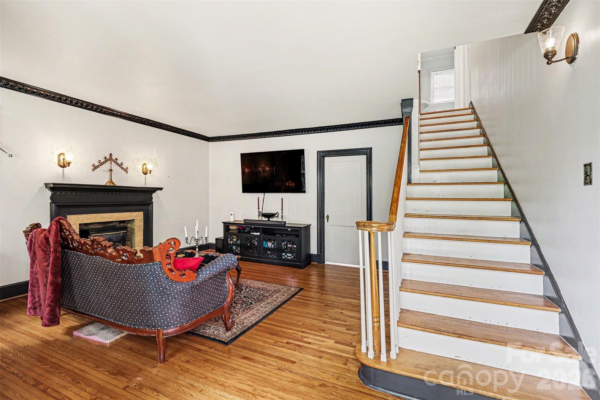 1209 Oakwood Avenue — Gastonia