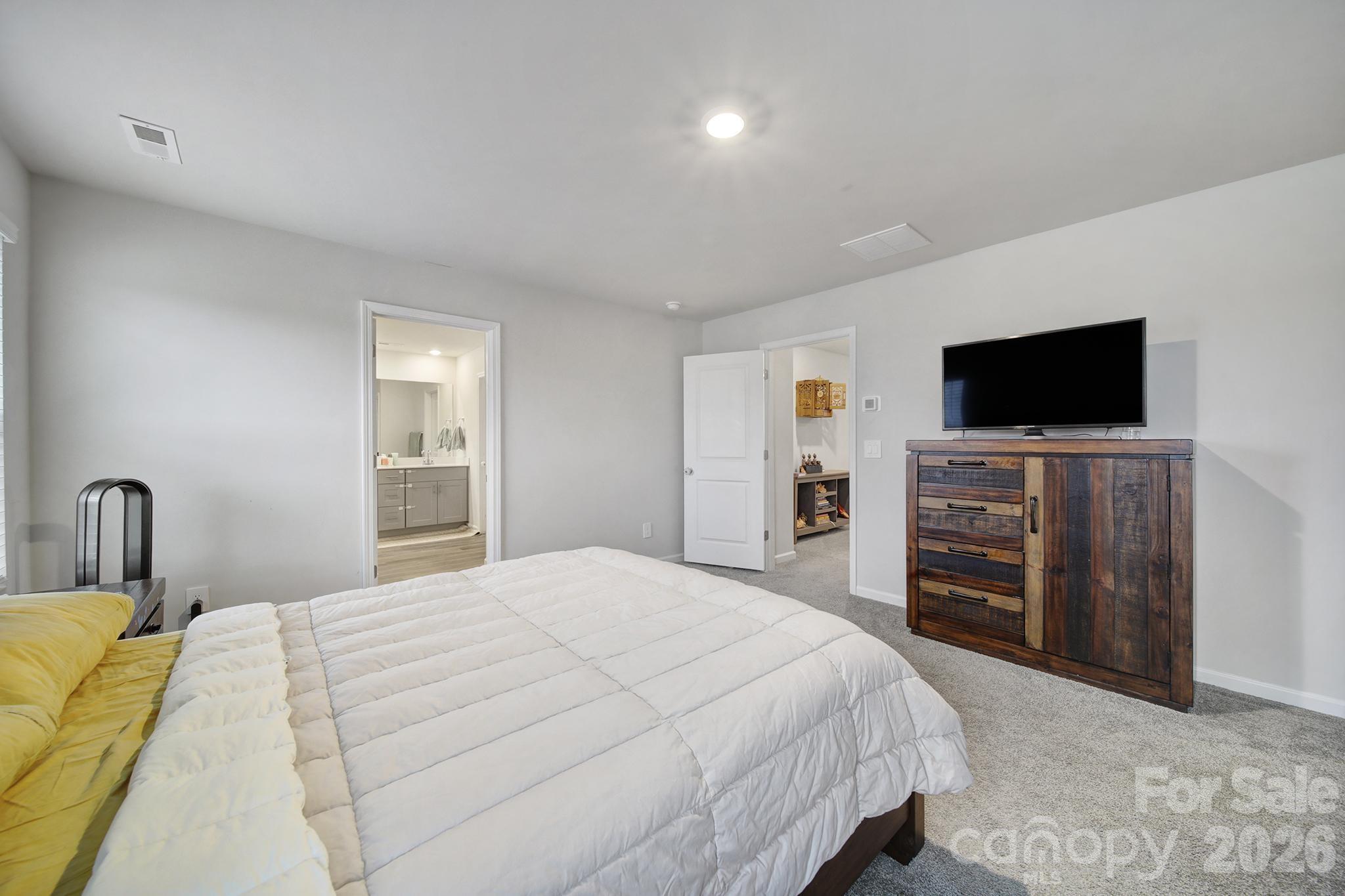 3900 Backwater Street — Concord