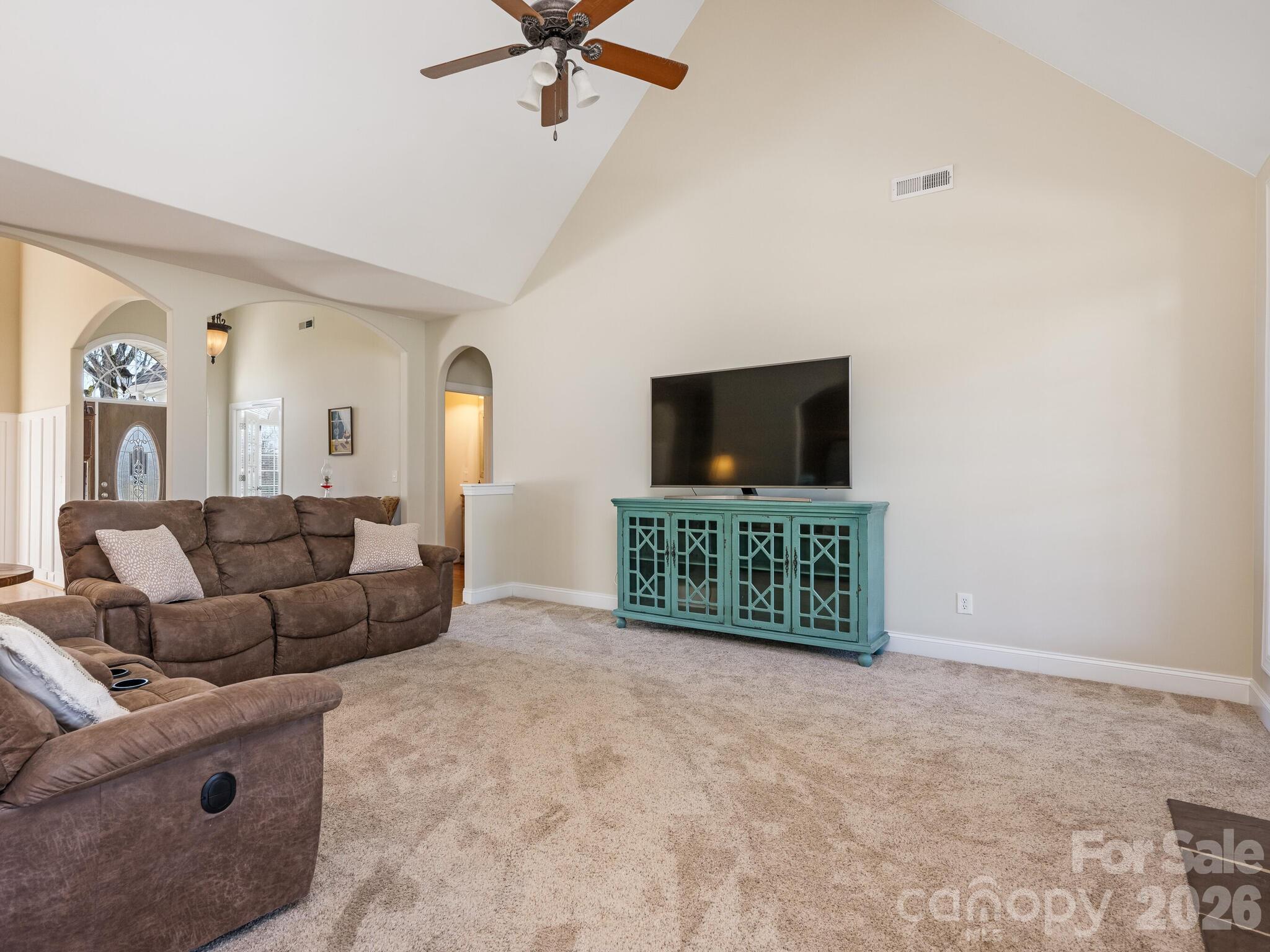 16160 Hopewell Church Road — Midland